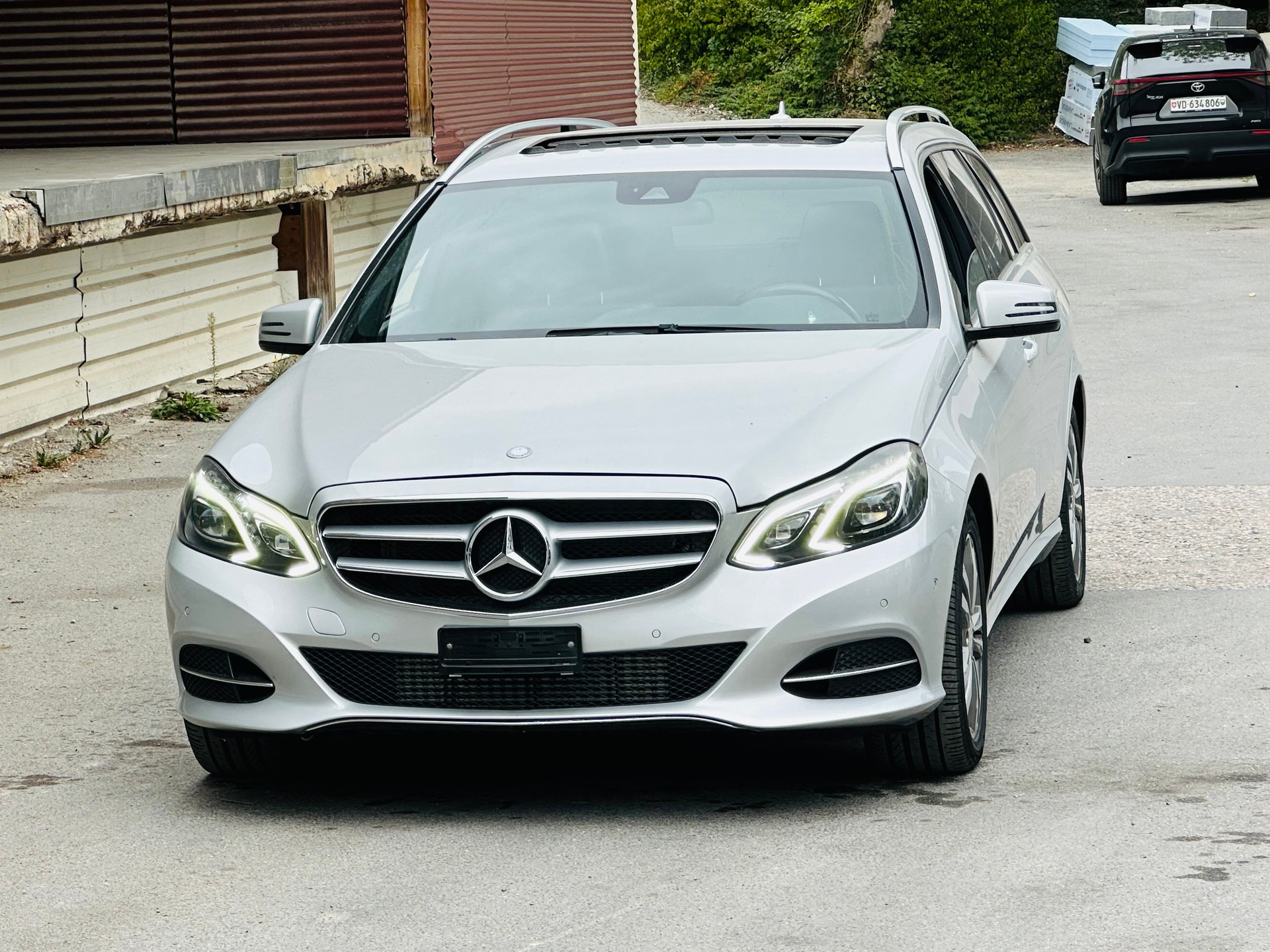 MERCEDES-BENZ E 220 CDI 7G-Tronic-image-3