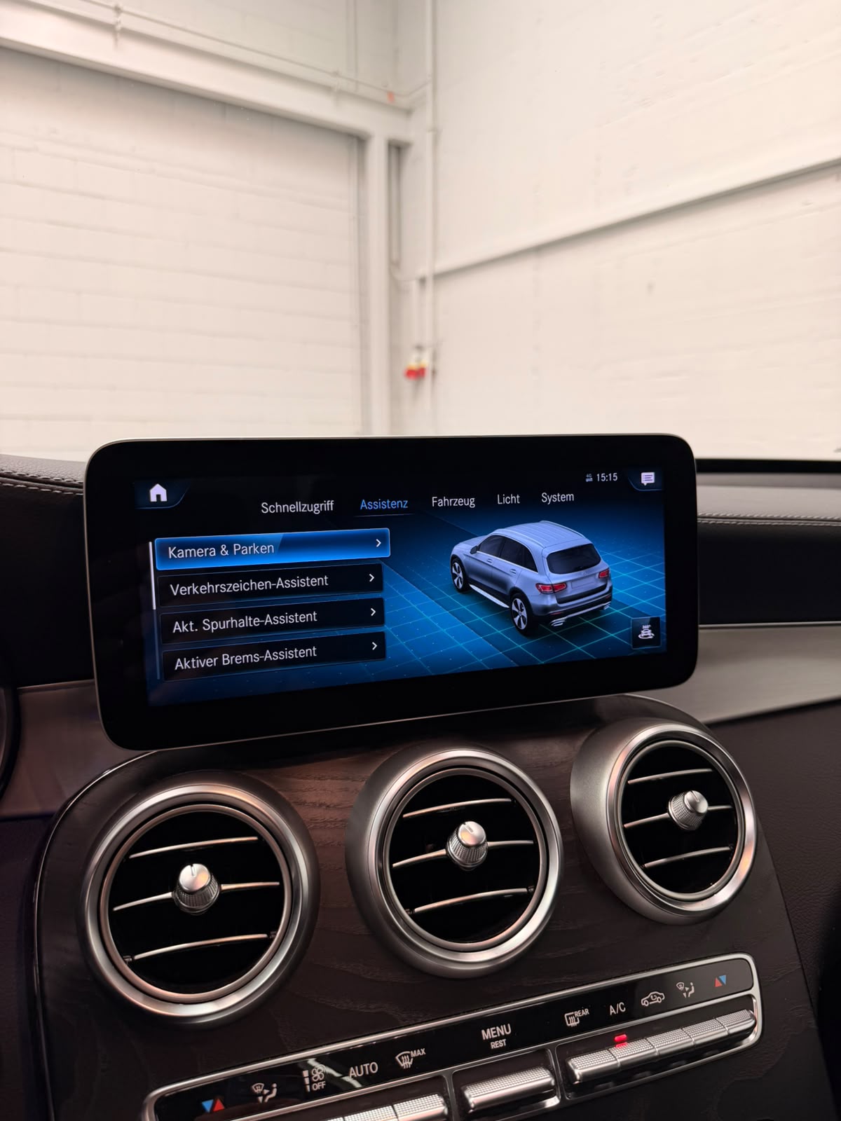 MERCEDES-BENZ GLC 300d (GLC63S Optik) Limited Grey&Black Performance 4Matic 9G-Tronic-image-27