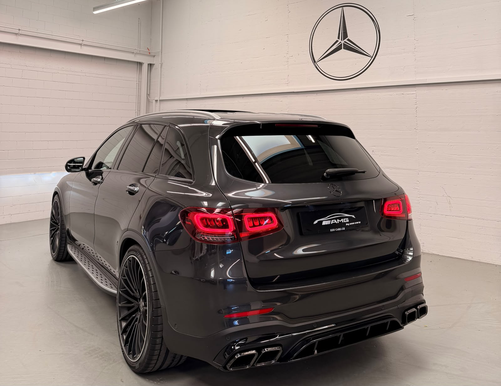 MERCEDES-BENZ GLC 300d (GLC63S Optik) Limited Grey&Black Performance 4Matic 9G-Tronic-image-7