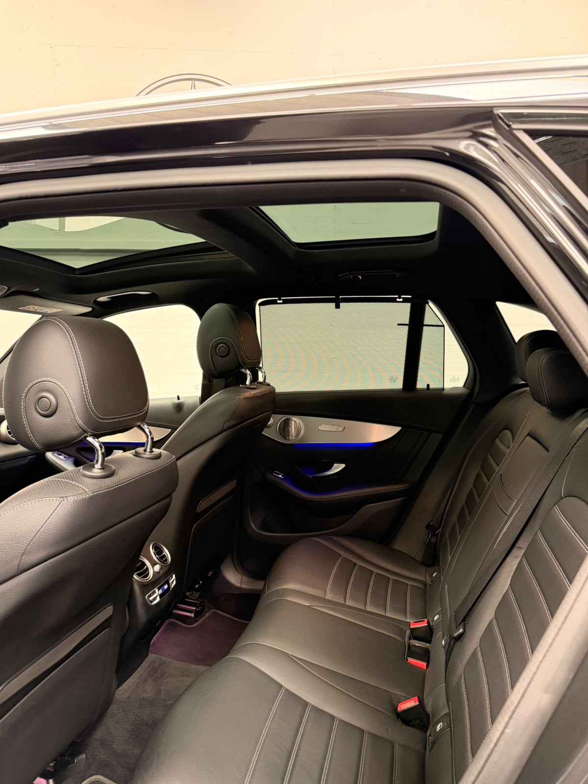 MERCEDES-BENZ GLC 300d (GLC63S Optik) Limited Grey&Black Performance 4Matic 9G-Tronic-image-15
