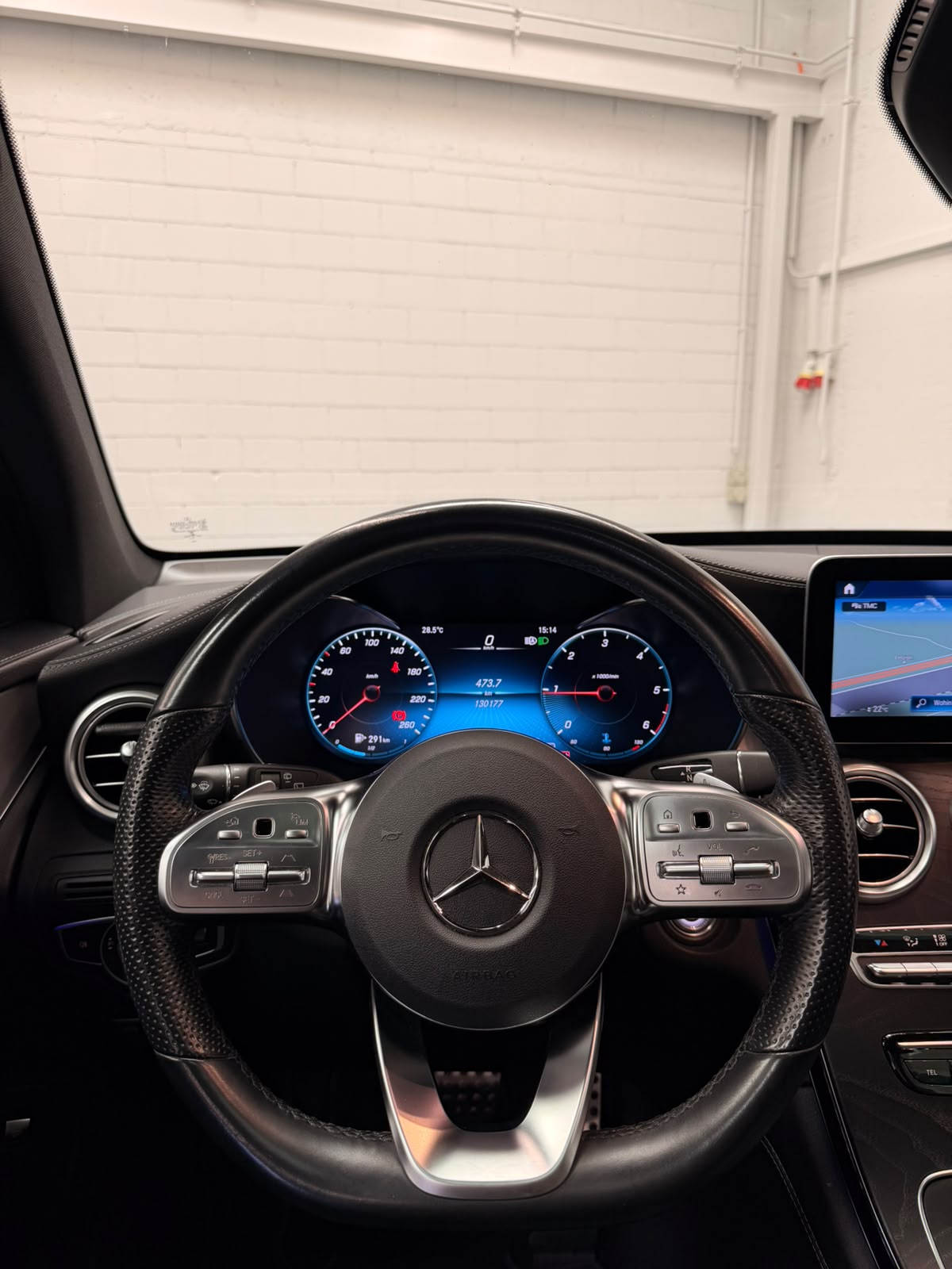 MERCEDES-BENZ GLC 300d (GLC63S Optik) Limited Grey&Black Performance 4Matic 9G-Tronic-image-13