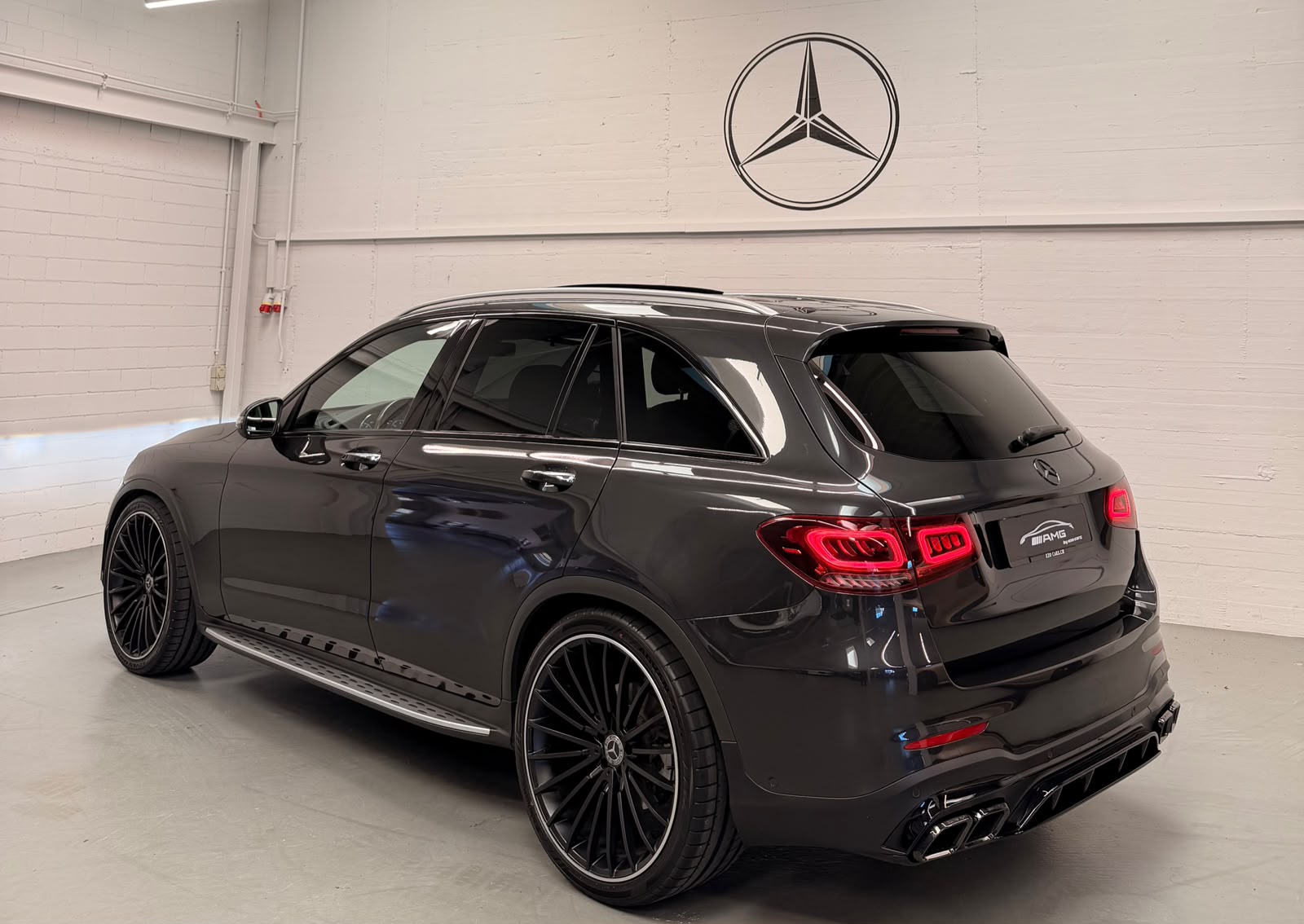 MERCEDES-BENZ GLC 300d (GLC63S Optik) Limited Grey&Black Performance 4Matic 9G-Tronic-image-6
