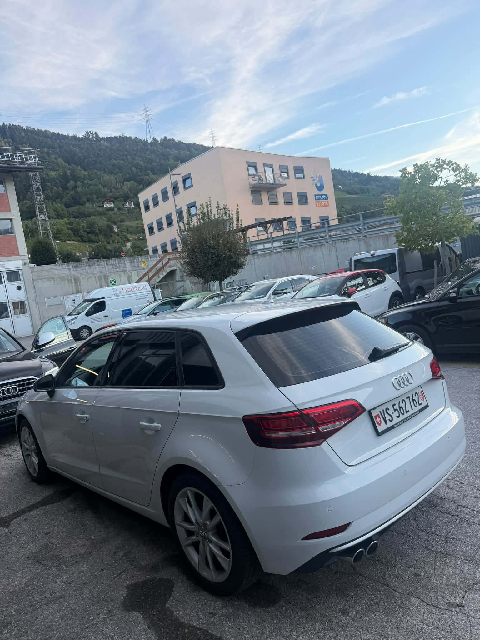 AUDI A3 Sportback 2.0 TDI Sport S-tronic quattro-image-3