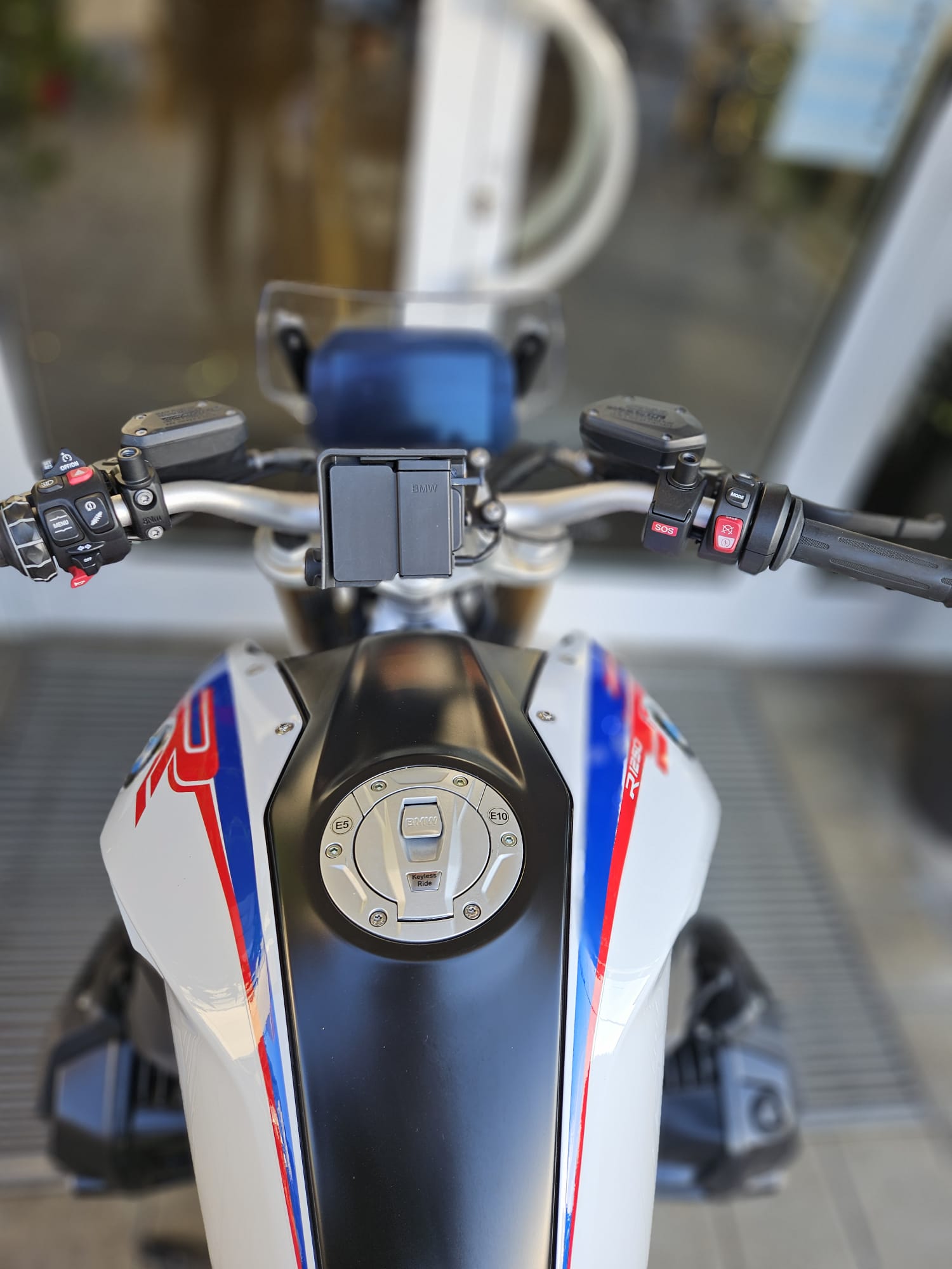 BMW R 1250 R-image-13