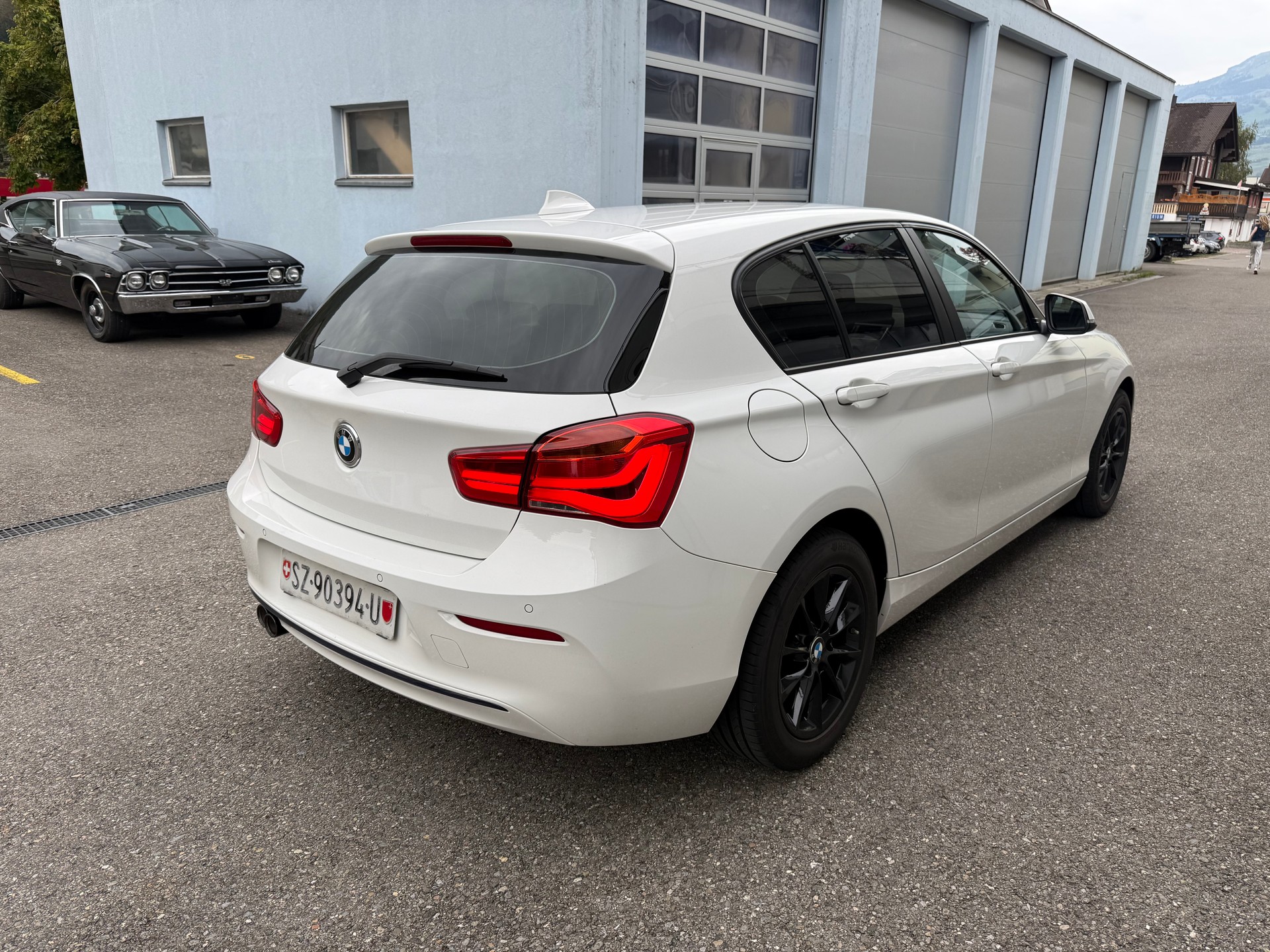 BMW 120d xDrive Sport Line Steptronic-image-3