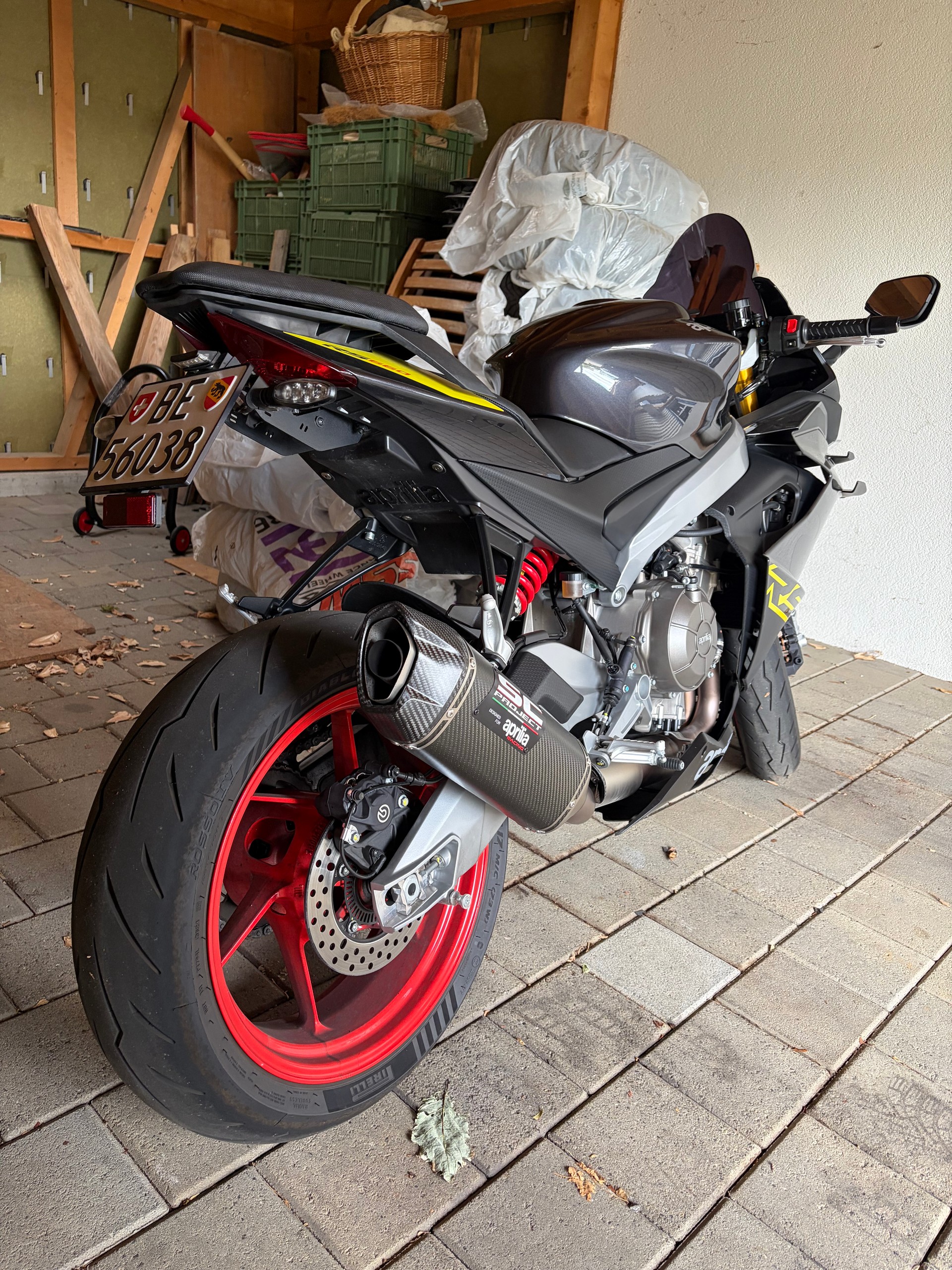 APRILIA RS 660 E5+ (35kW) mit SC-Project abgasanlage-image-3