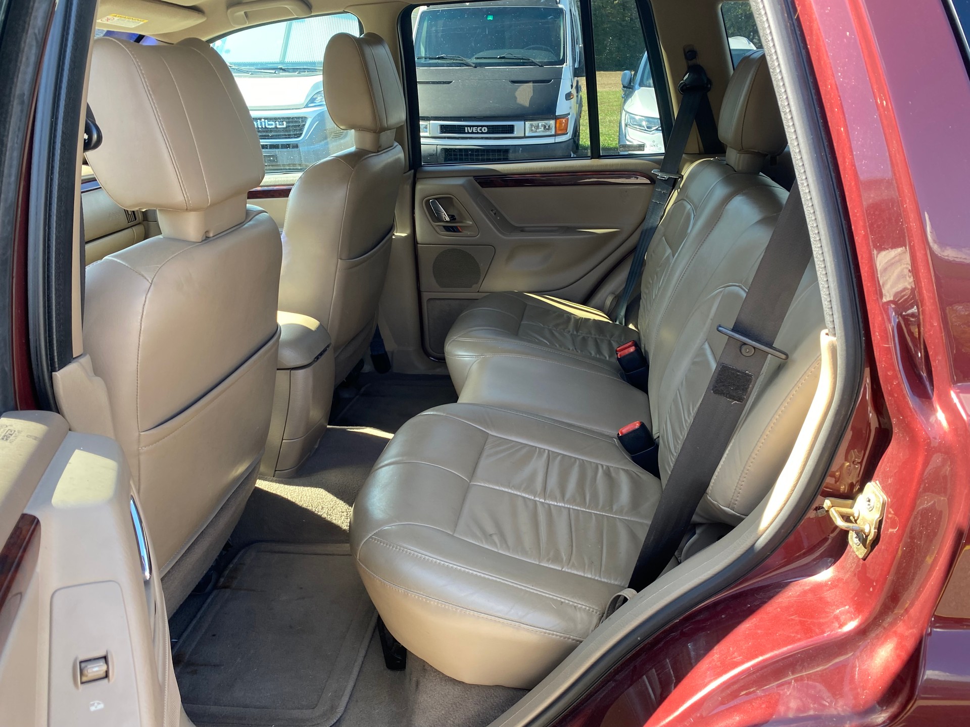 JEEP Grand Cherokee 4.7 Limited Automatic-image-11