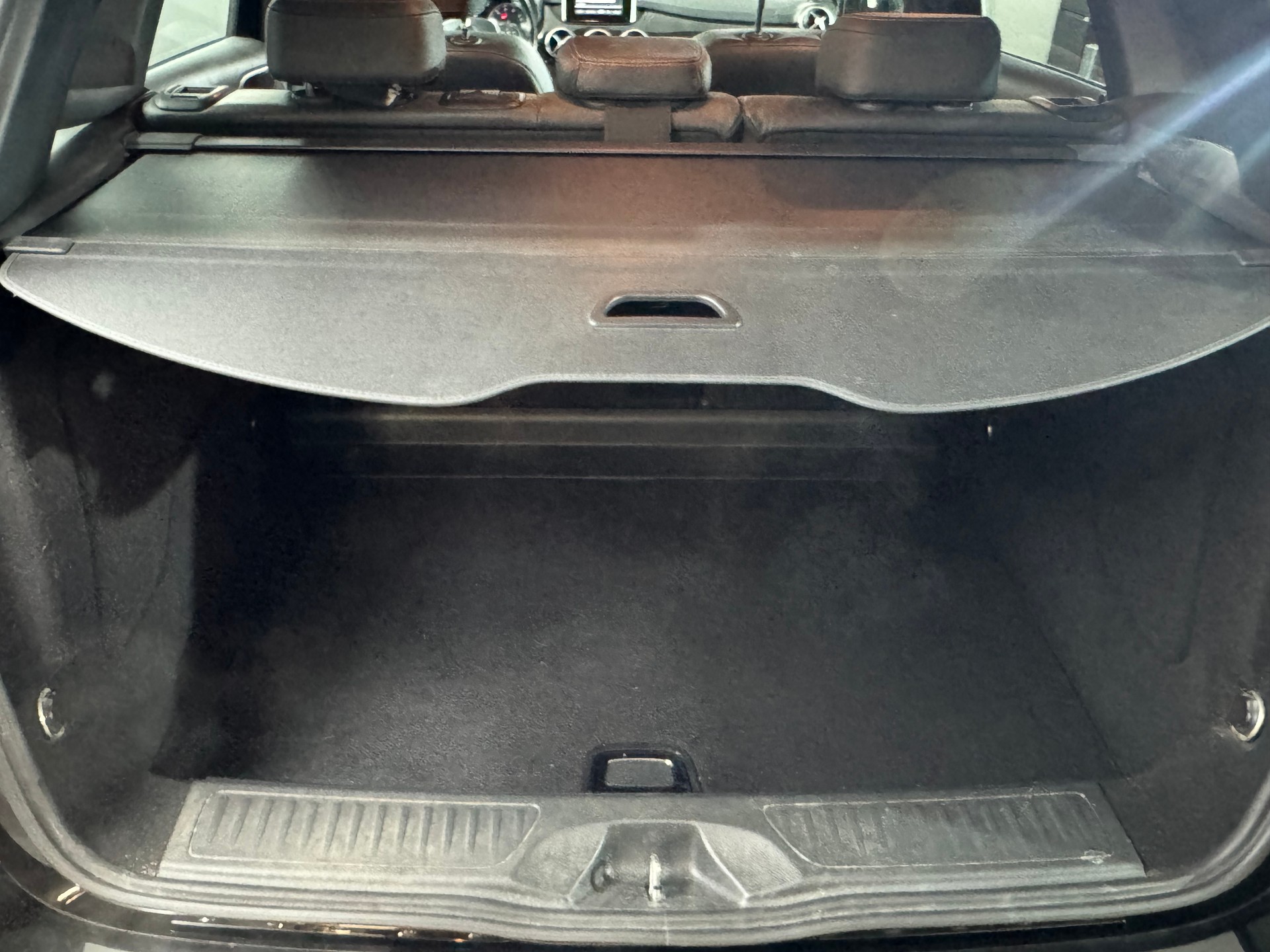 MERCEDES-BENZ B 180 7G-DCT-image-14