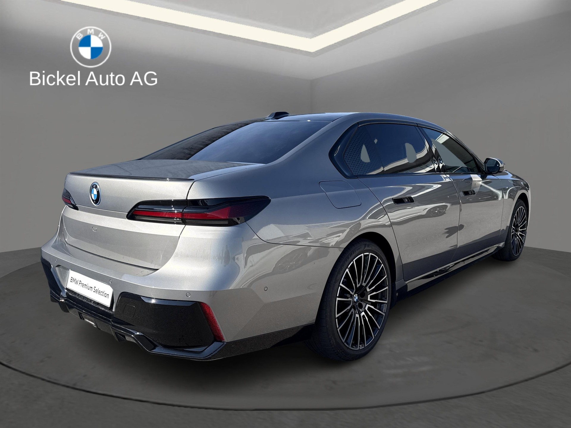 BMW i7 xDrive 60 M Sport Pro-image-2