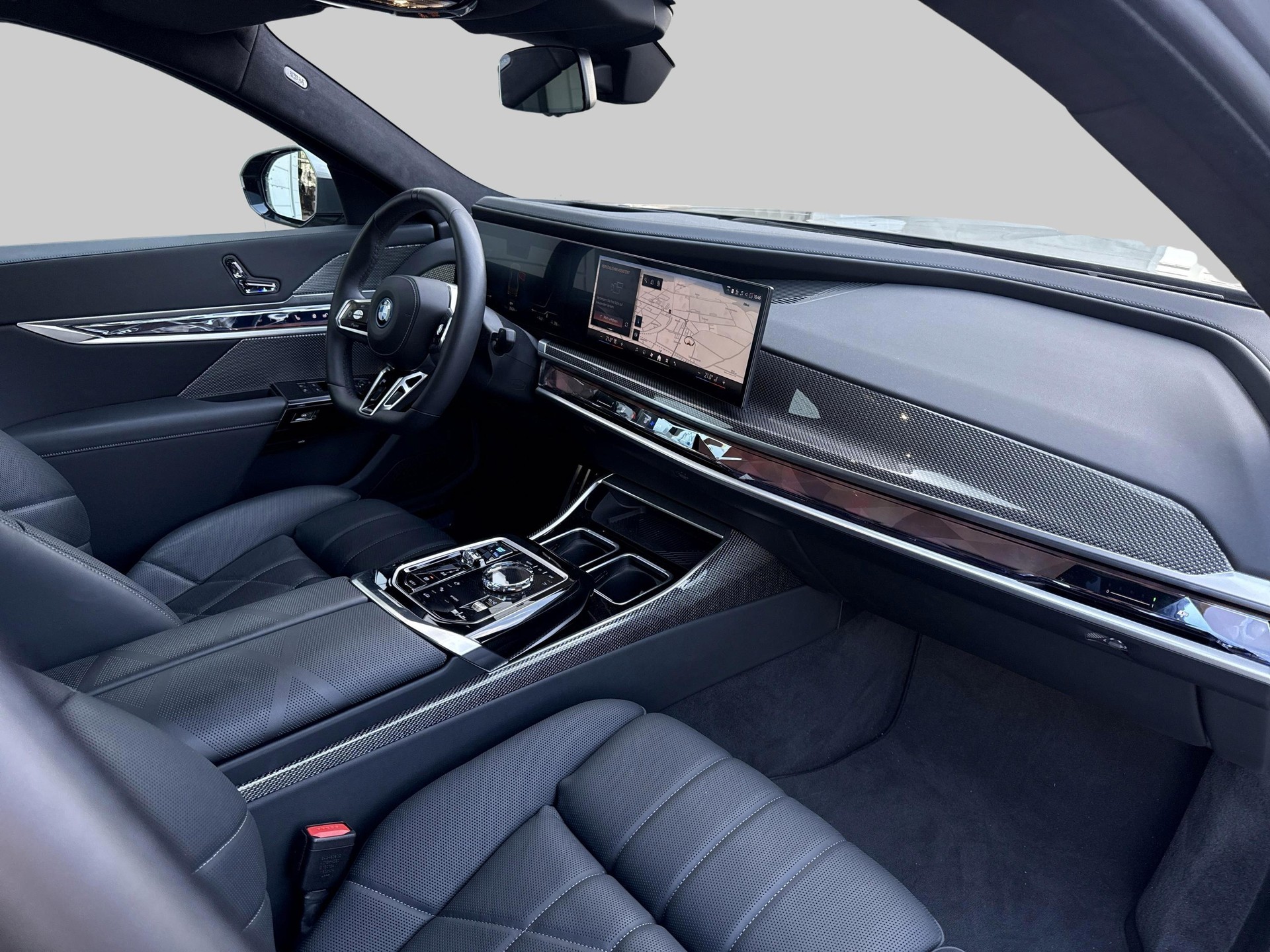 BMW i7 xDrive 60 M Sport Pro-image-8