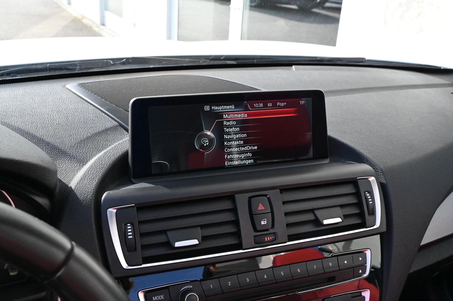 BMW M235i xDrive Steptronic-image-25