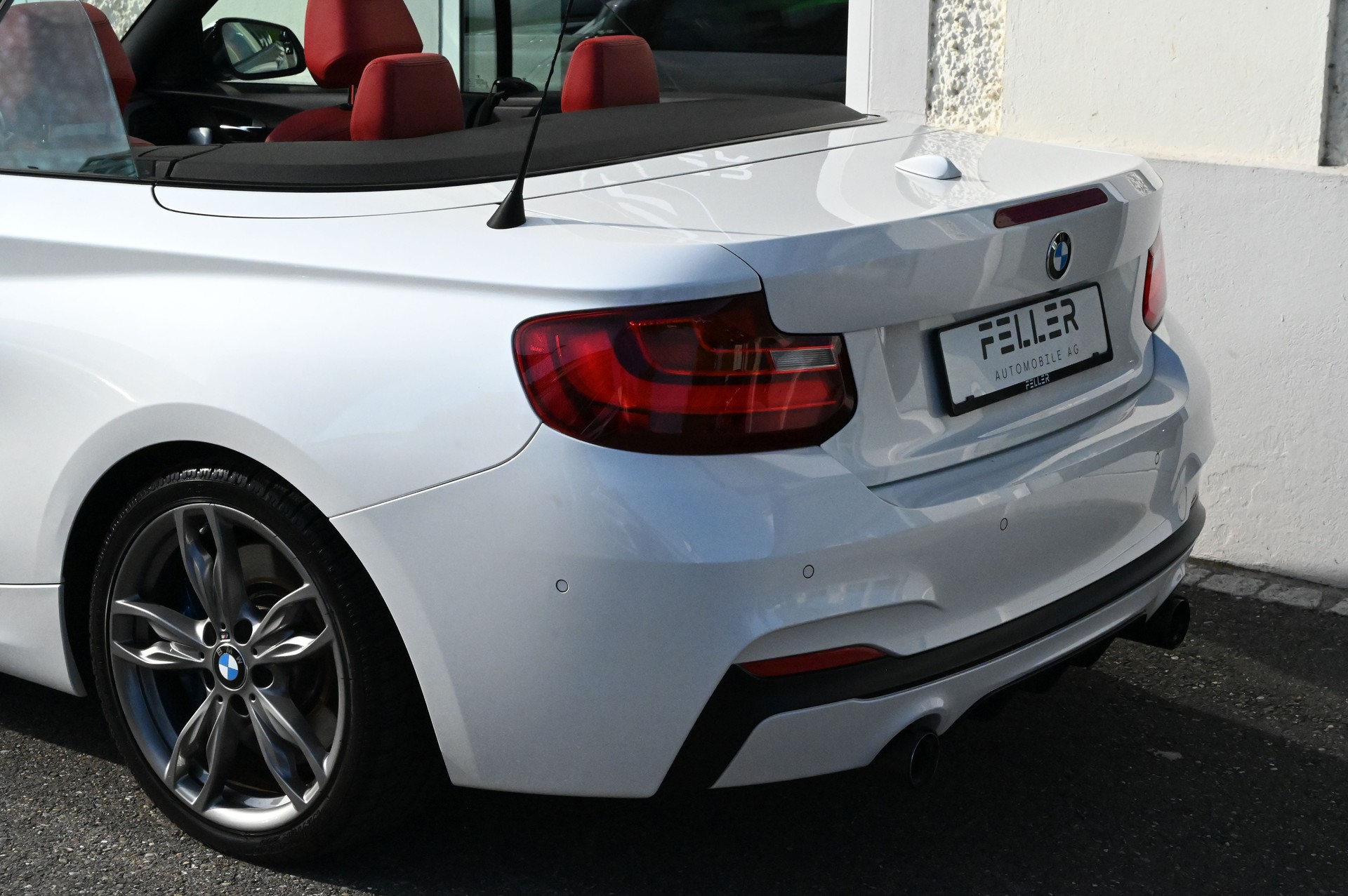 BMW M235i xDrive Steptronic-image-9