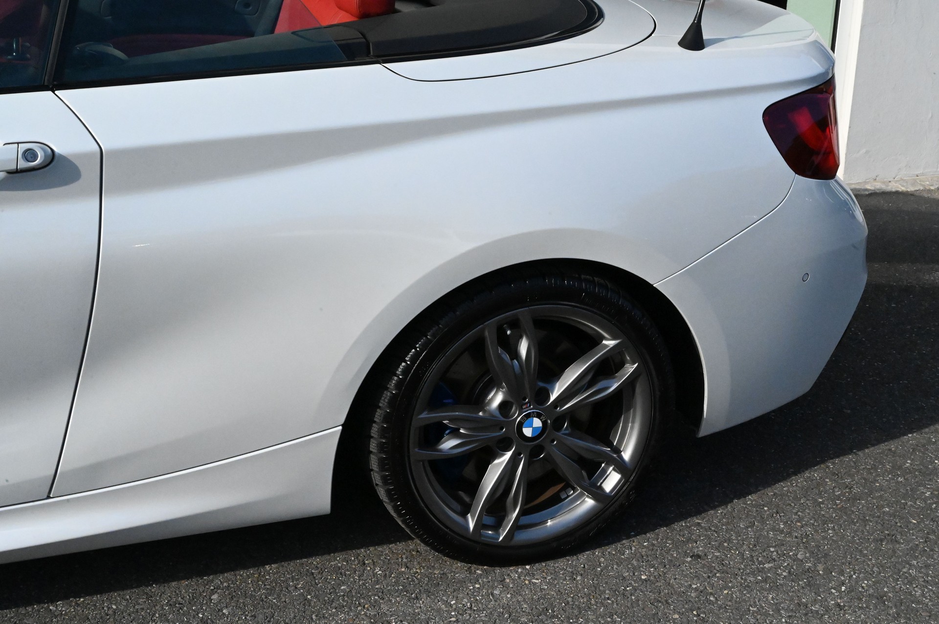 BMW M235i xDrive Steptronic-image-7