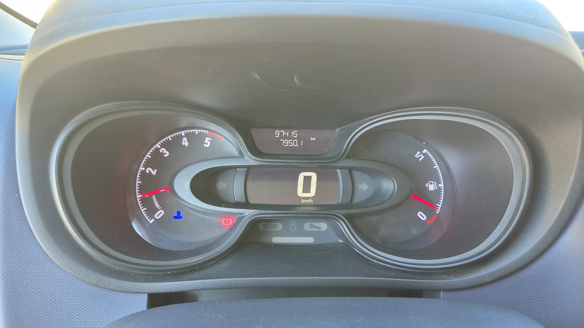 OPEL Vivaro 1.6 CDTI 2.7t L1H1-image-8