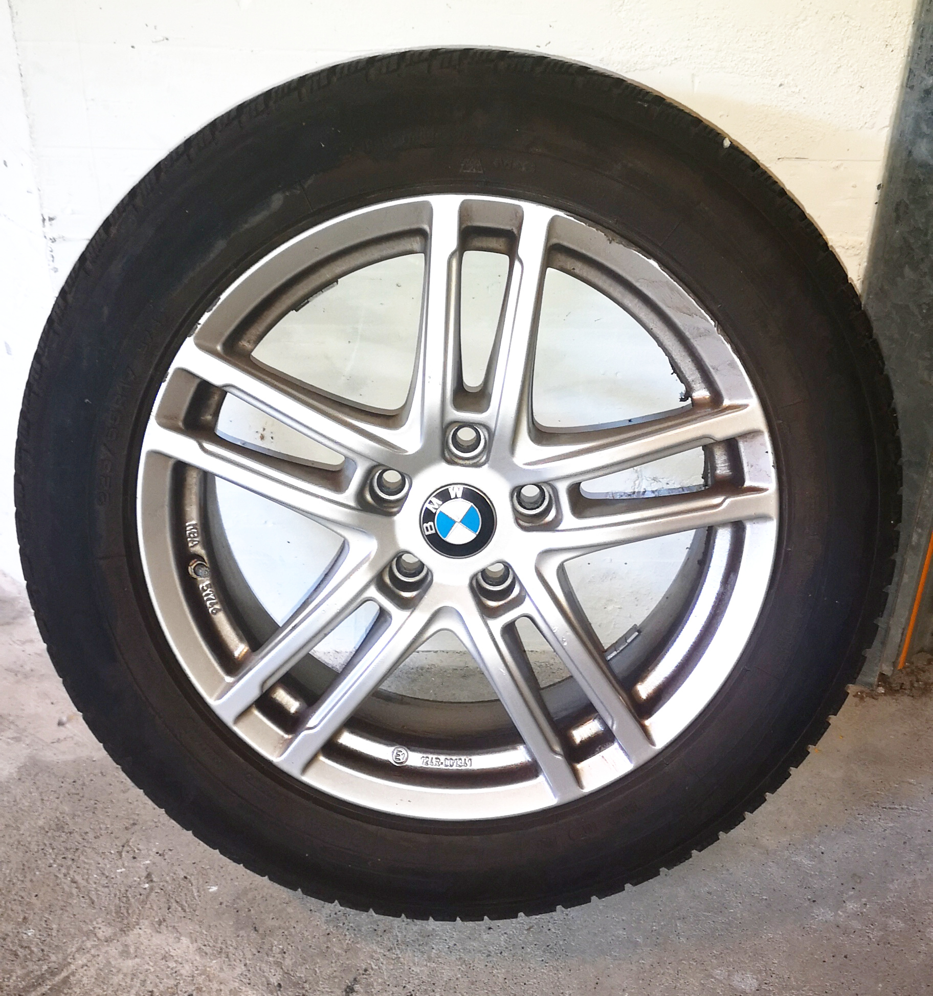 BMW 20i xDrive-image-3