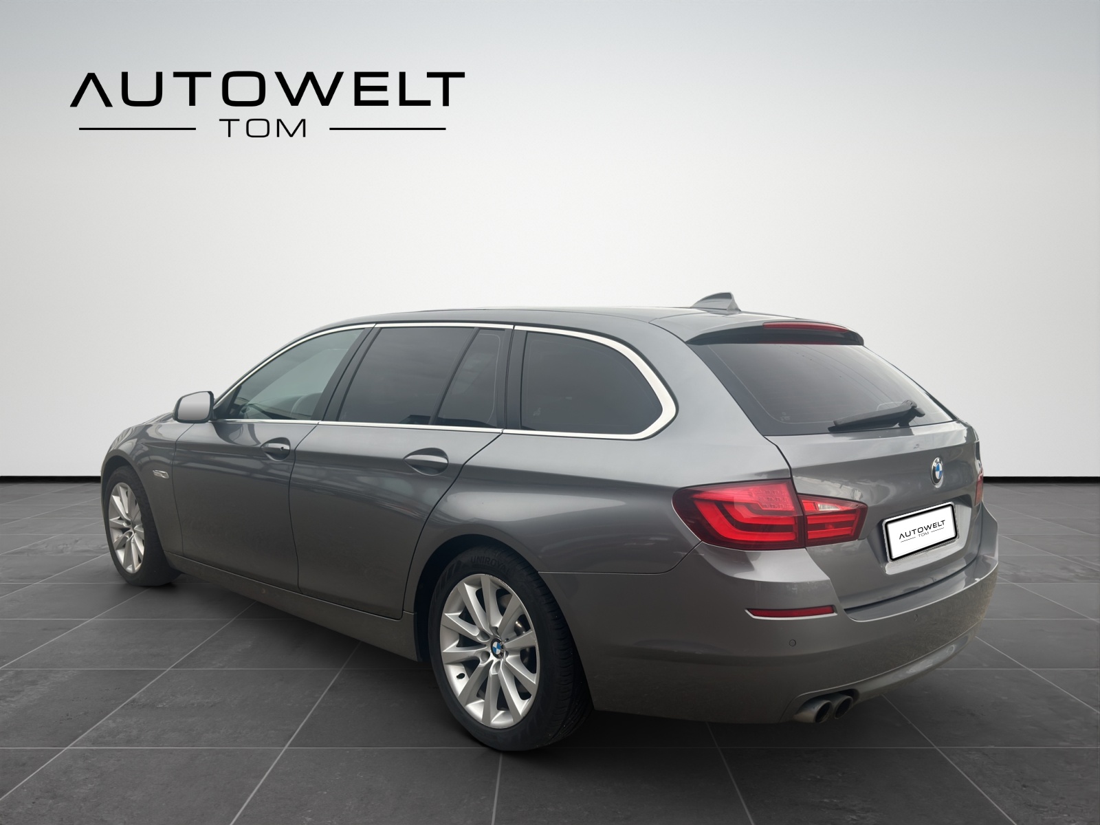 BMW 520d Touring Steptronic-image-2