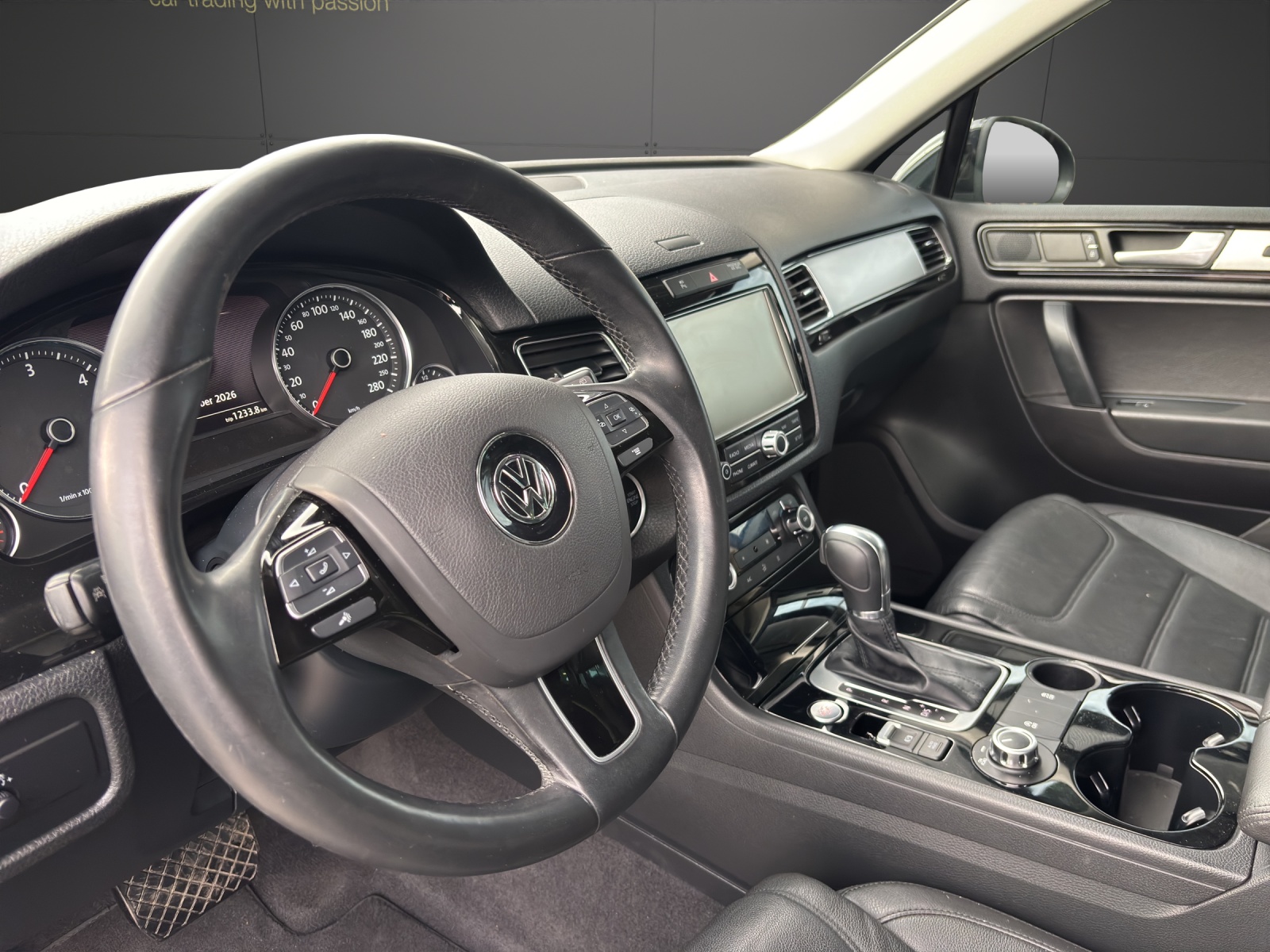 VW Touareg 3.0 TDI BMT Edition X Tiptronic-image-3