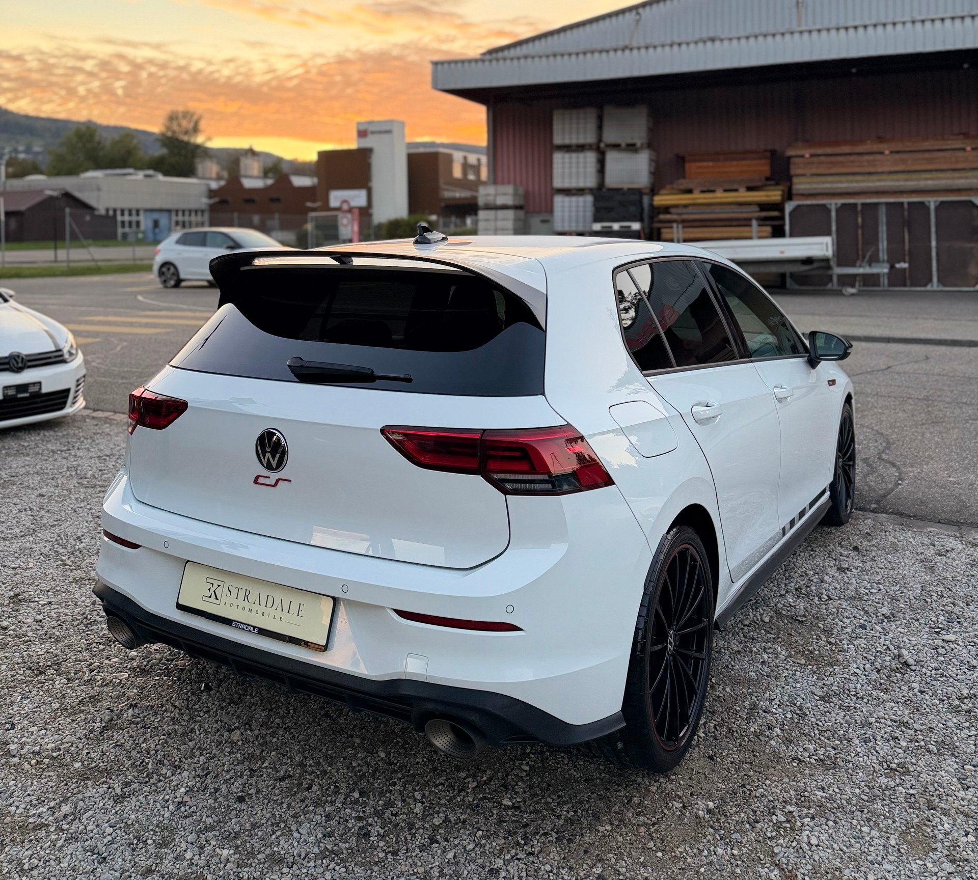 VW Golf 2.0 TSI GTI Clubsport DSG-image-5