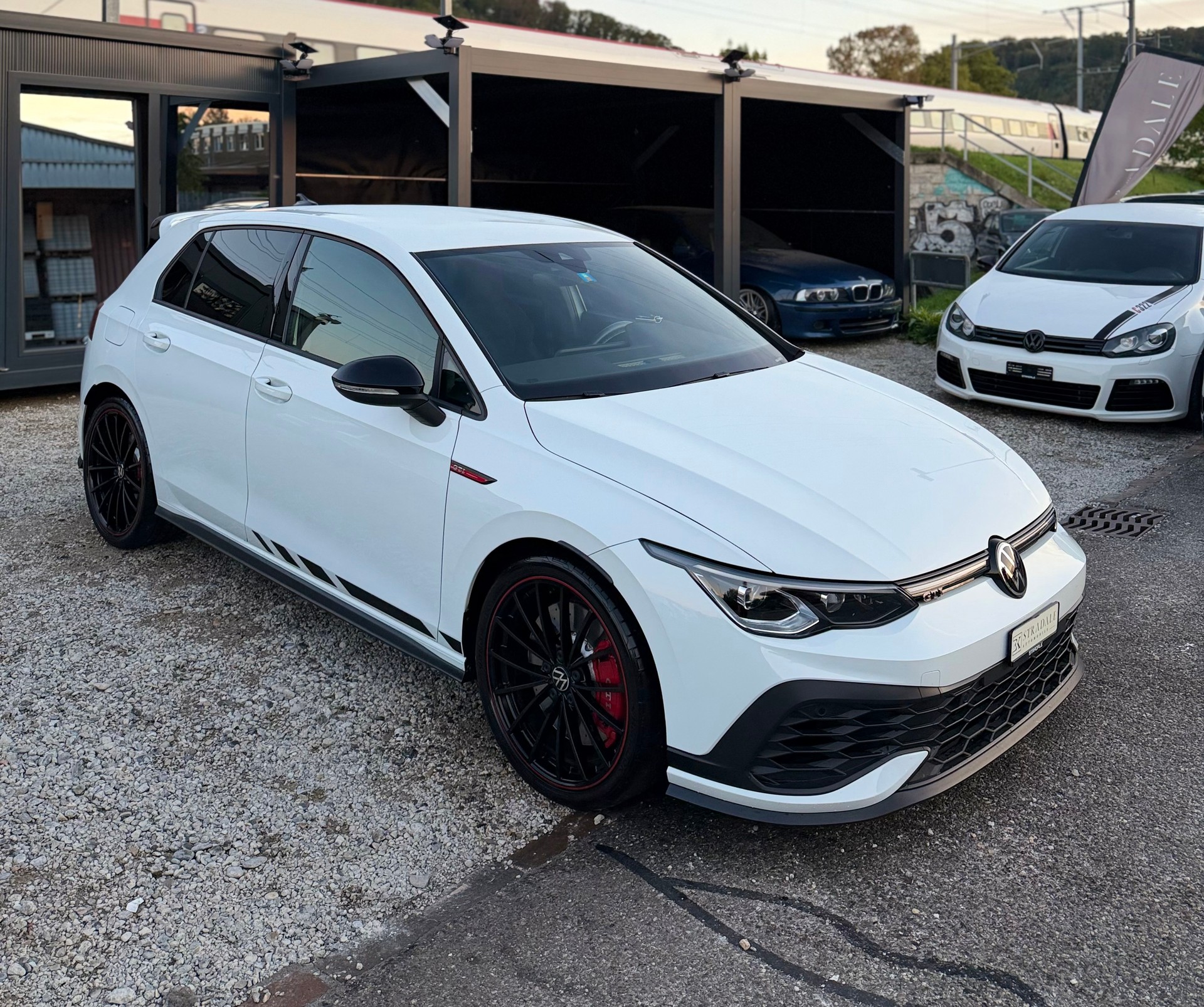 VW Golf 2.0 TSI GTI Clubsport DSG-image-3