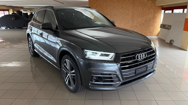 AUDI Q5 55 TFSI e sport quattro-image-0