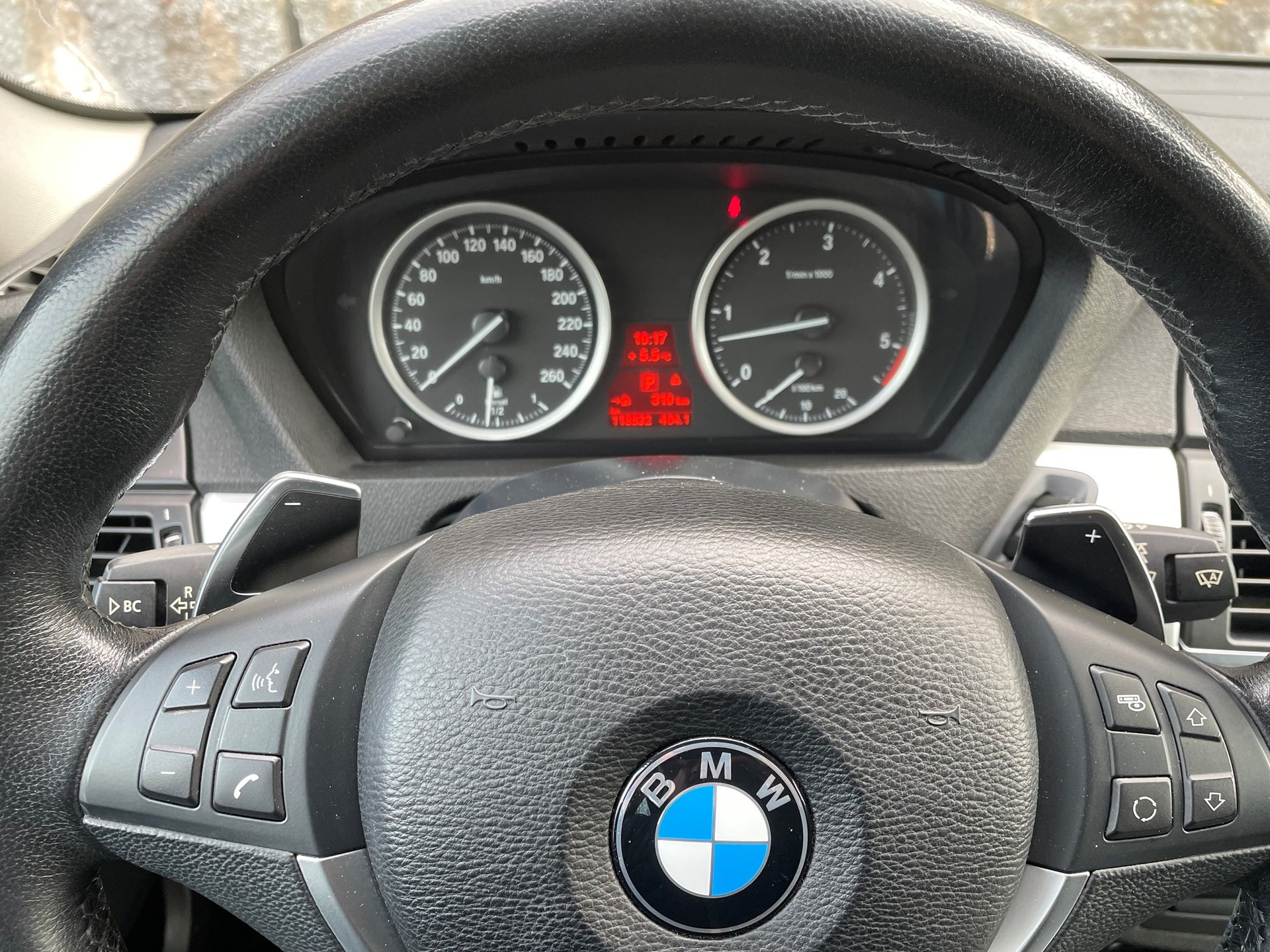 BMW X6 xDrive 40d Steptronic-image-8
