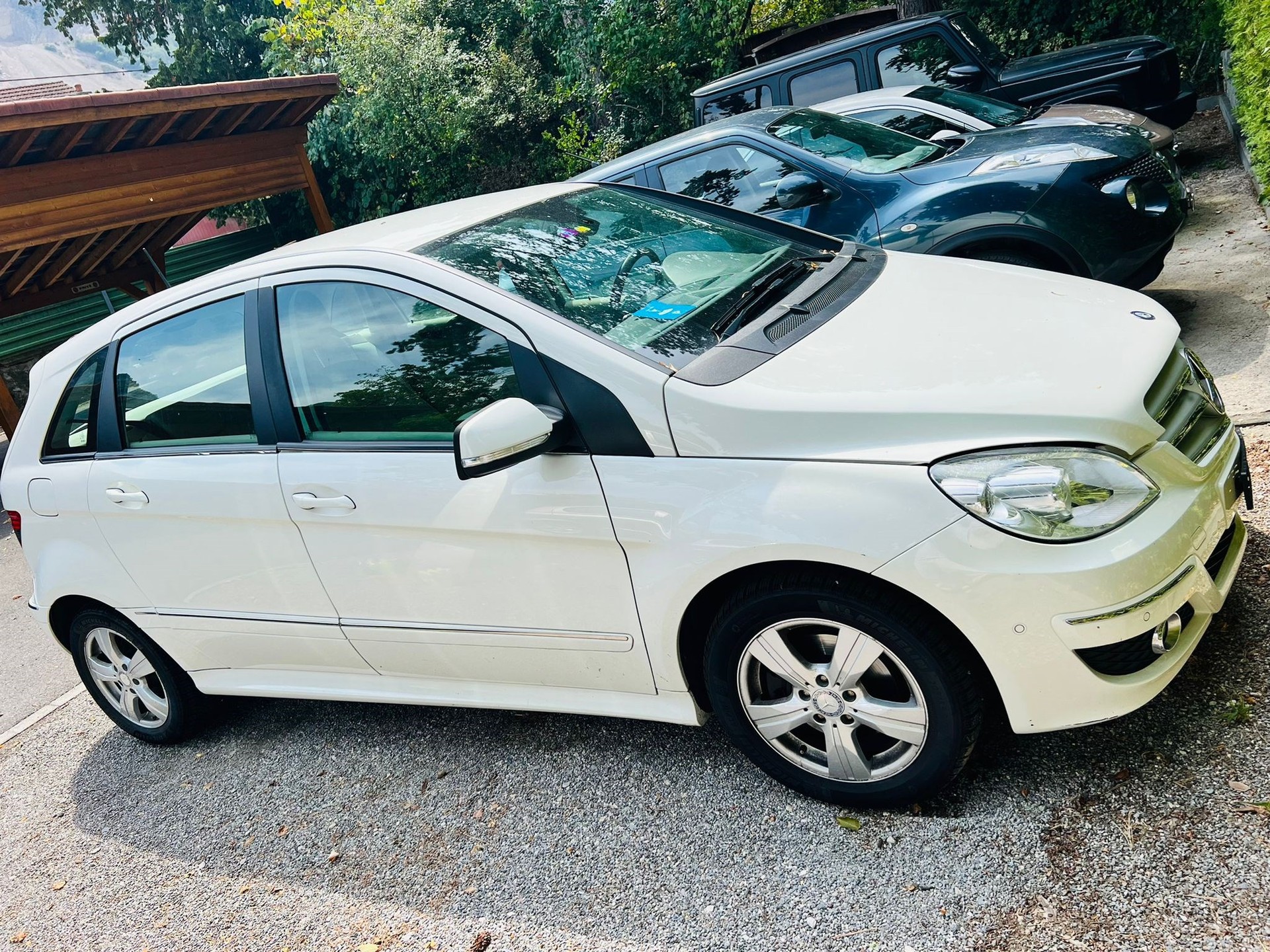 MERCEDES-BENZ B 200 Autotronic-image-4