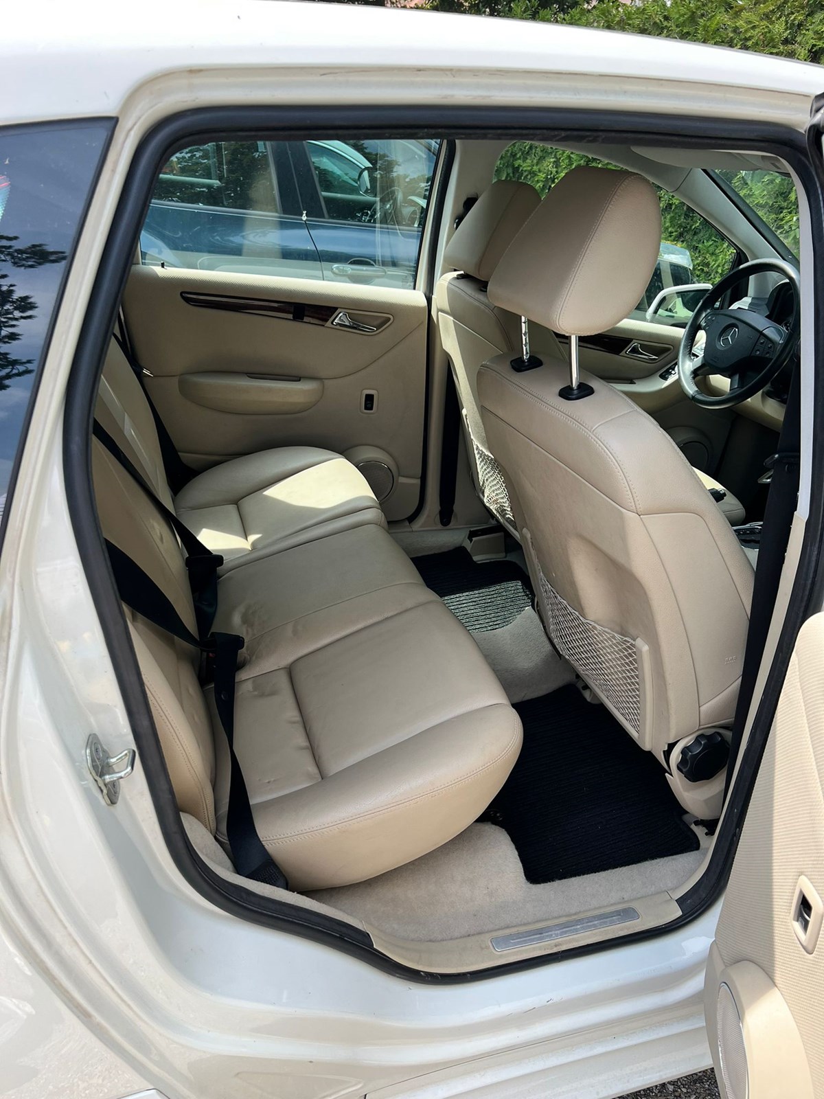 MERCEDES-BENZ B 200 Autotronic-image-1
