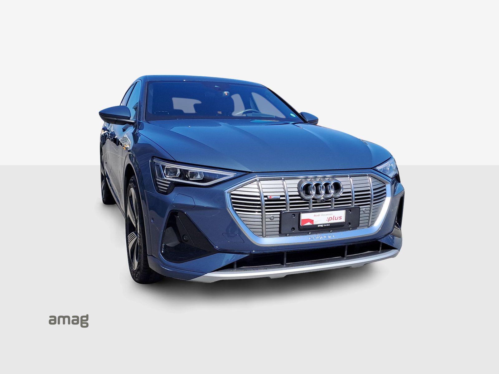 AUDI e-tron 50 Sportback S Line quattro-image-12