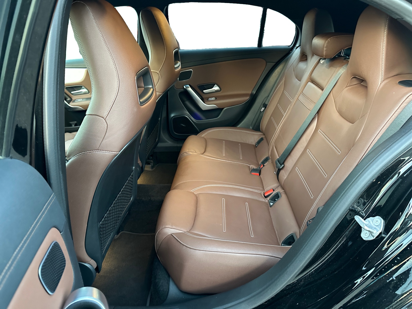 MERCEDES-BENZ A 250 4Matic AMG Line 4Matic 7G-DCT-image-10
