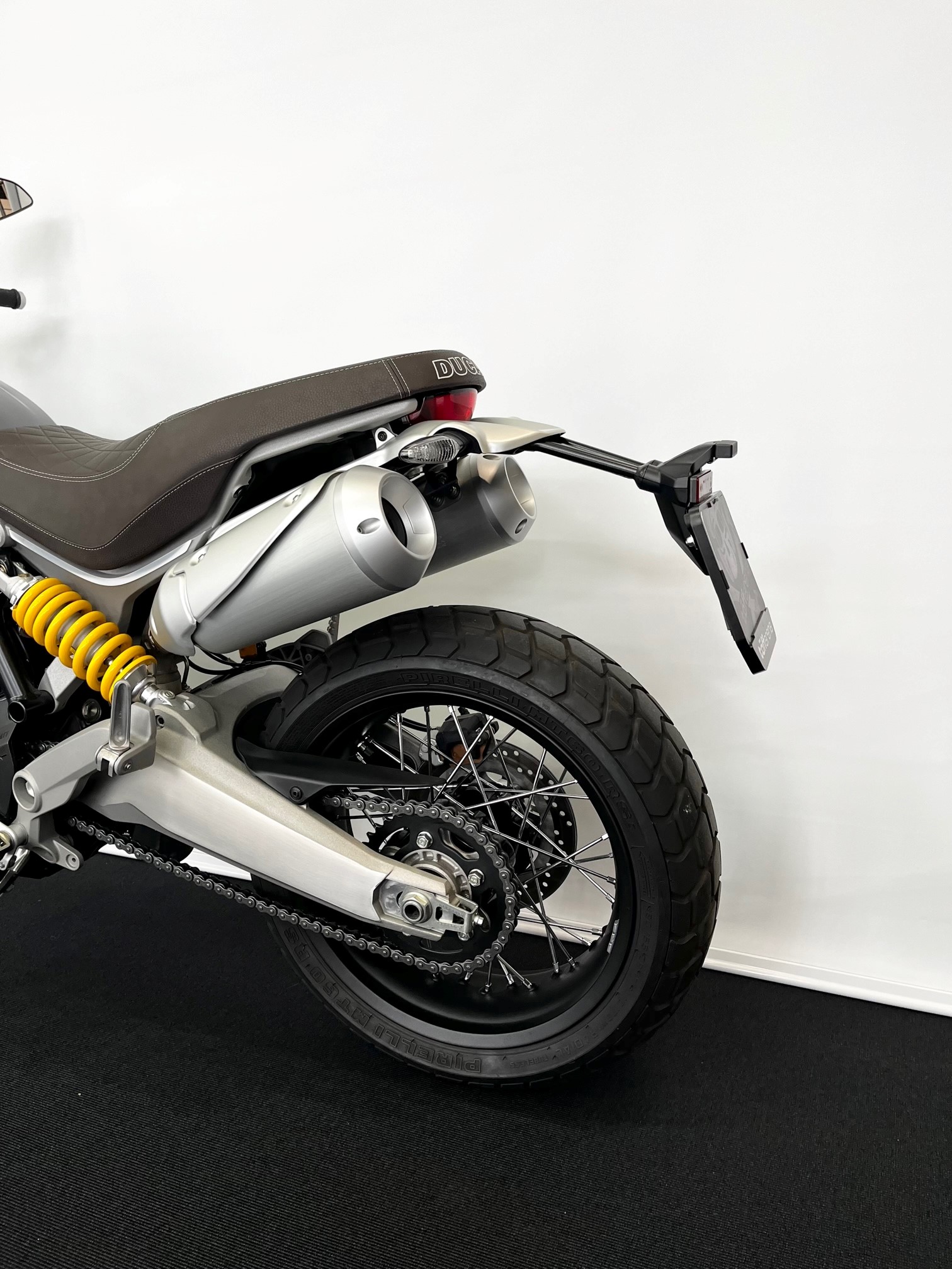 DUCATI Scrambler 1100 Special-showroom-element-2