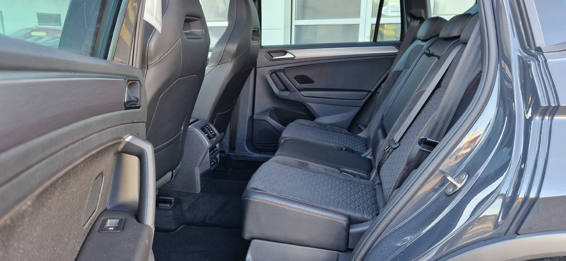 SEAT Tarraco 1.4 eHybrid FR DSG-image-8