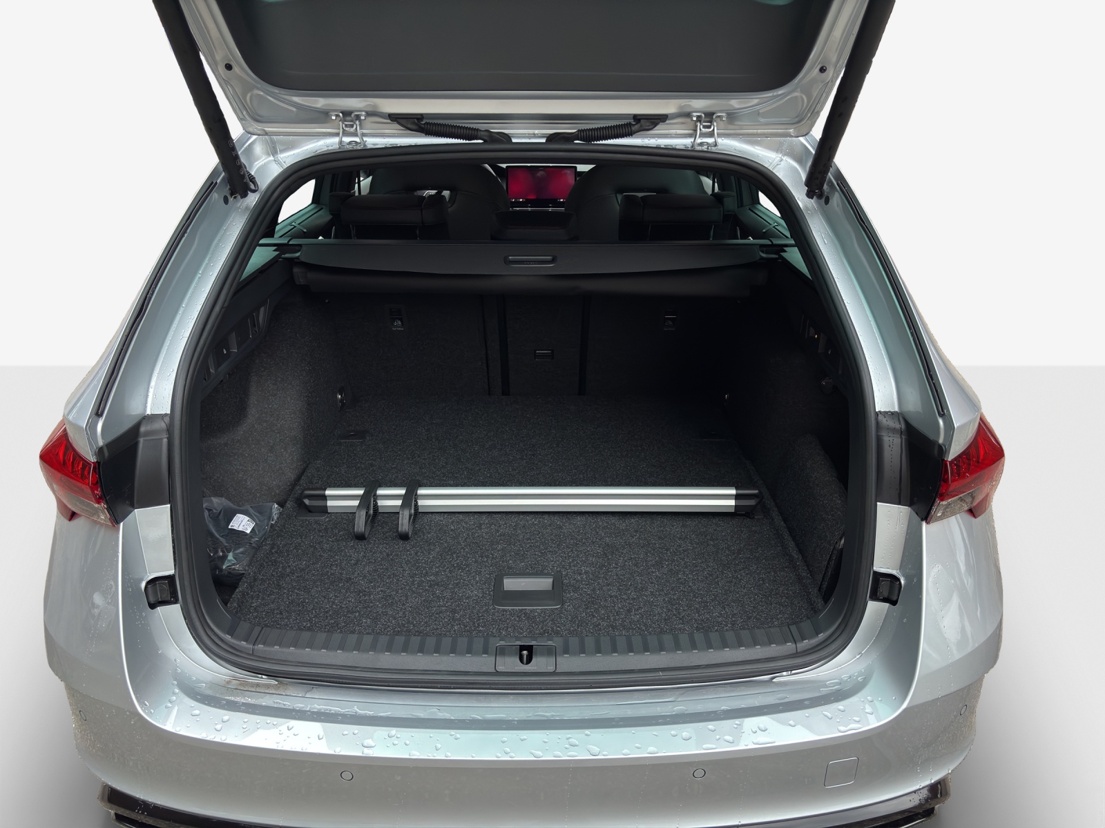 SKODA Octavia Combi 2.0 TSI DSG RS-image-12