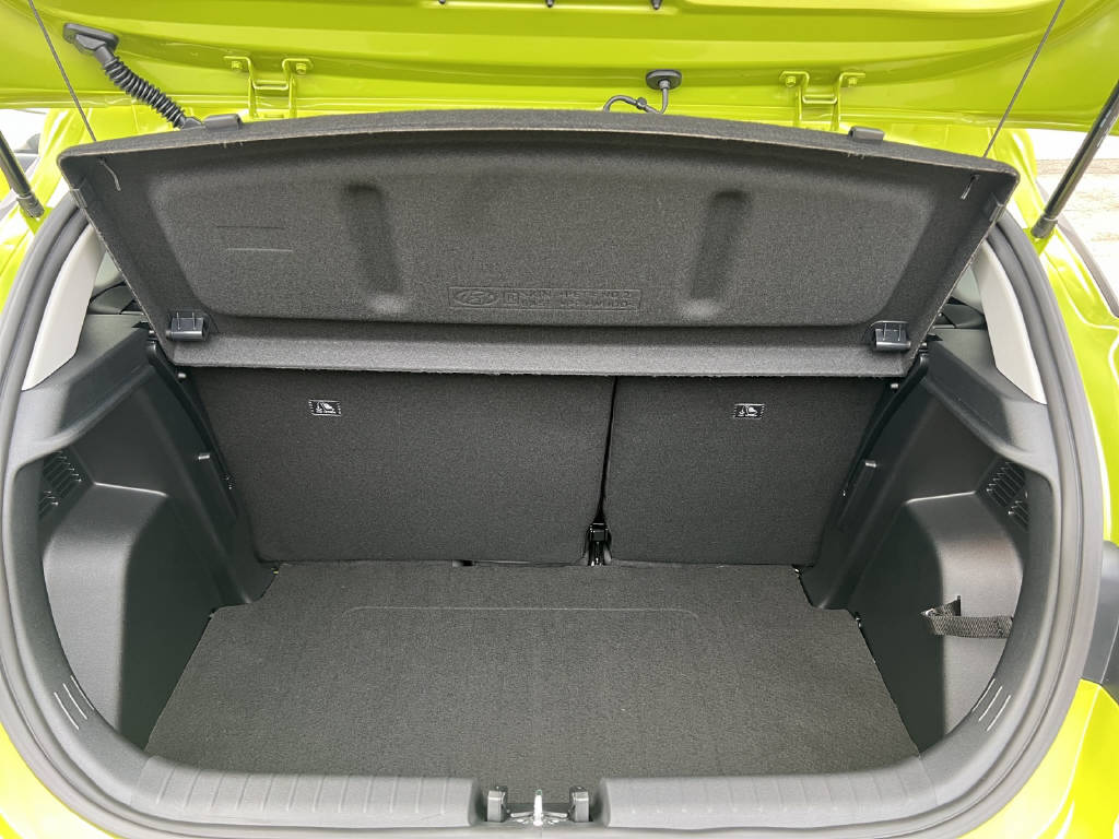 HYUNDAI i20 1.0 T-GDi Amplia Safe Tec-image-9