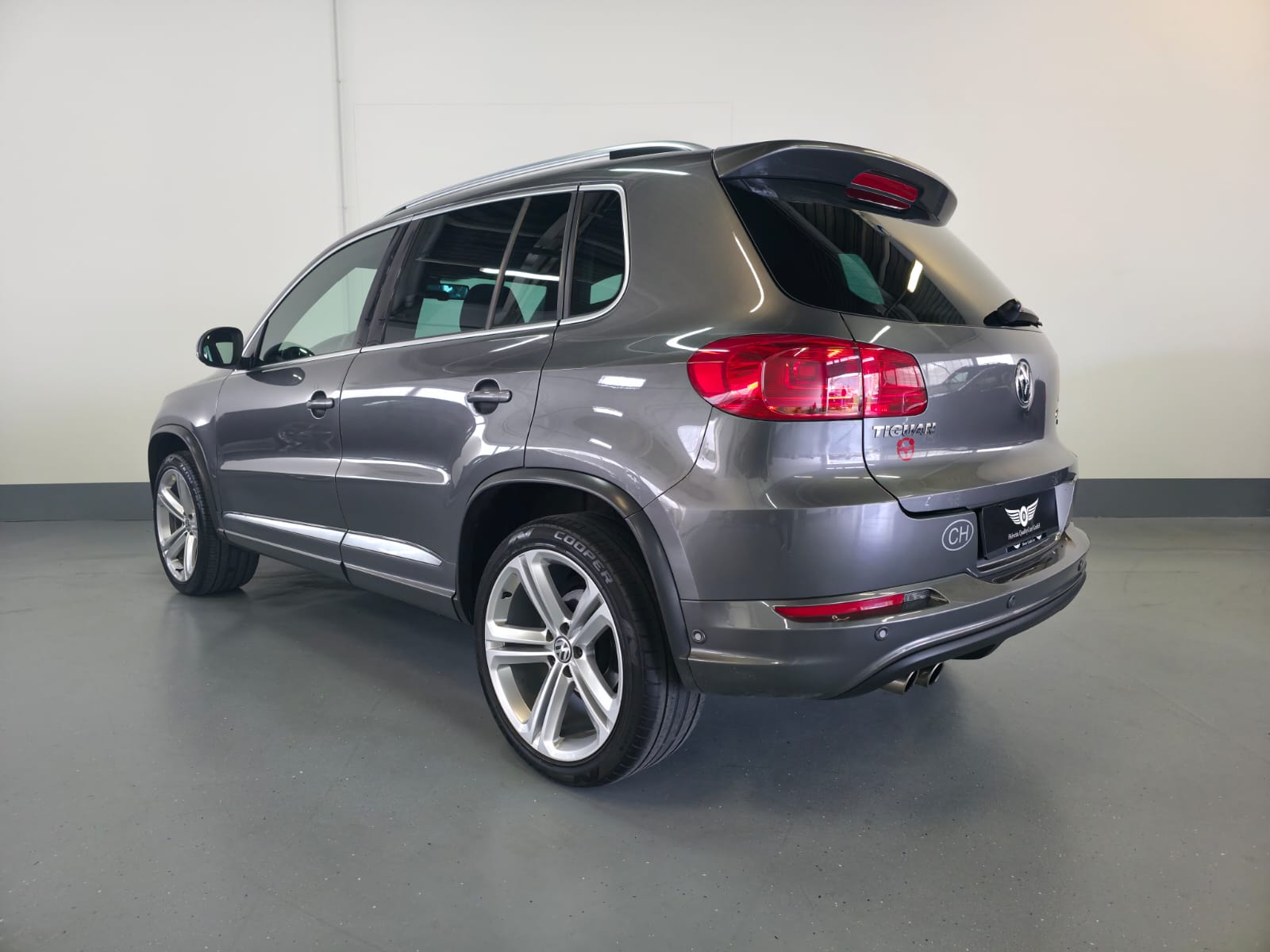 VW Tiguan 2.0 TDI BMT Salomon 4Motion DSG-image-13
