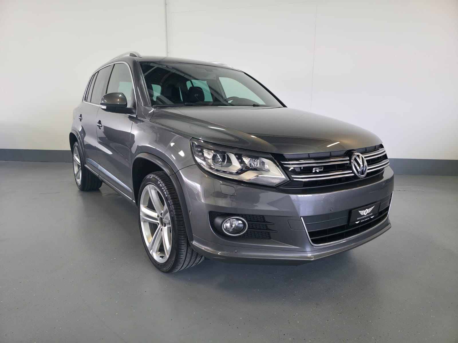 VW Tiguan 2.0 TDI BMT Salomon 4Motion DSG-image-3