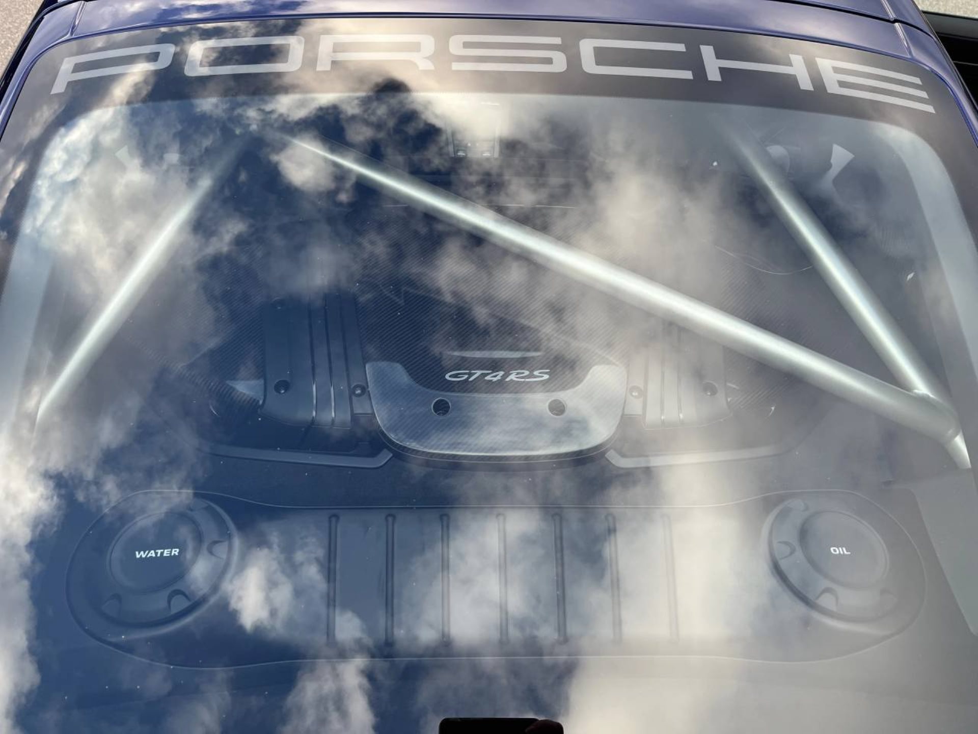 PORSCHE 718 Cayman GT4 RS-image-17
