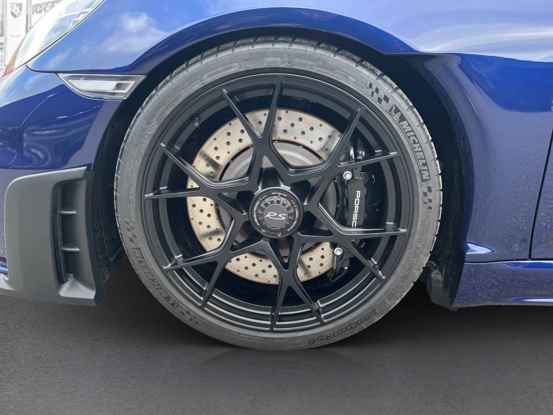 PORSCHE 718 Cayman GT4 RS-image-33
