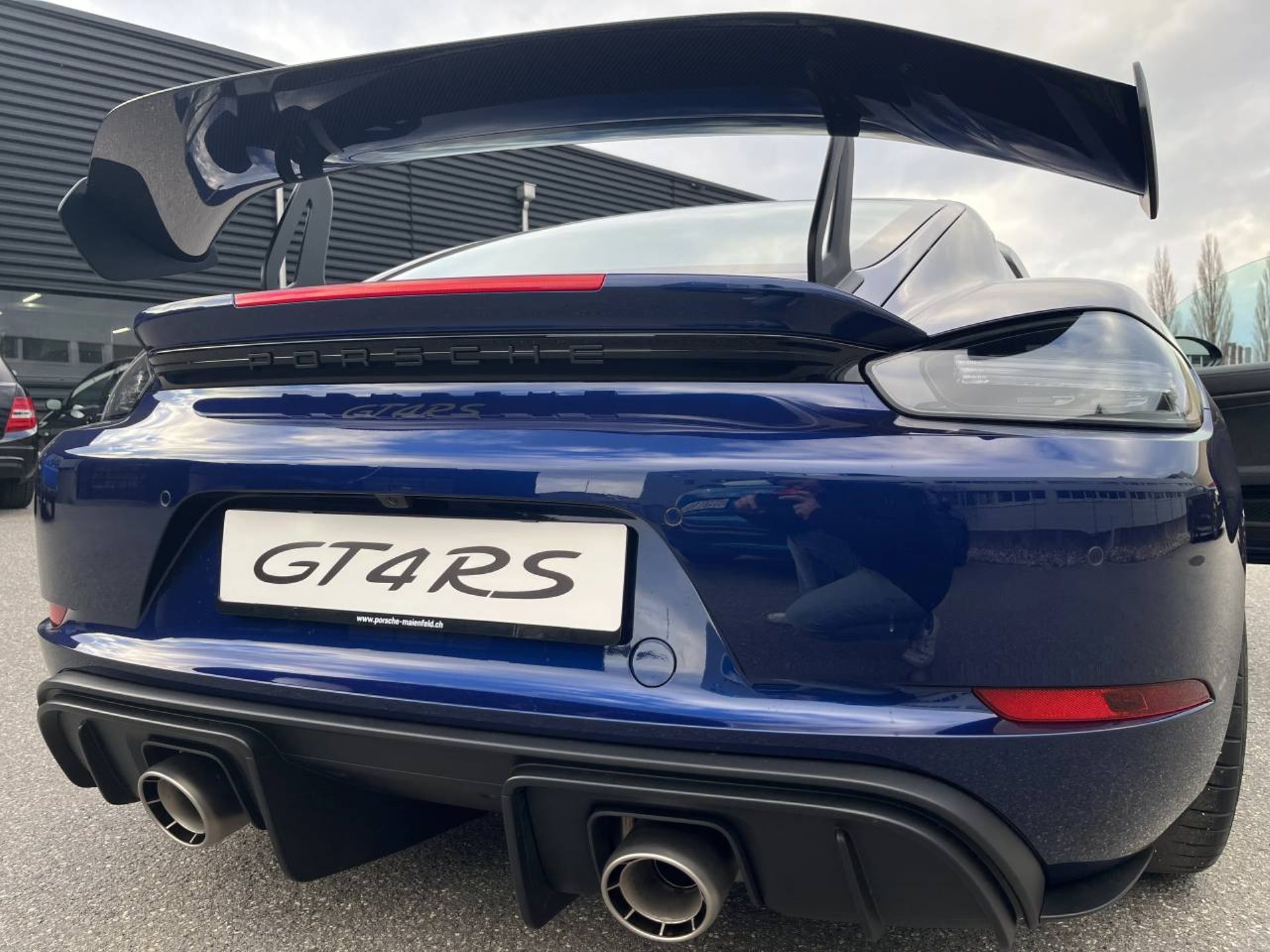 PORSCHE 718 Cayman GT4 RS-image-36