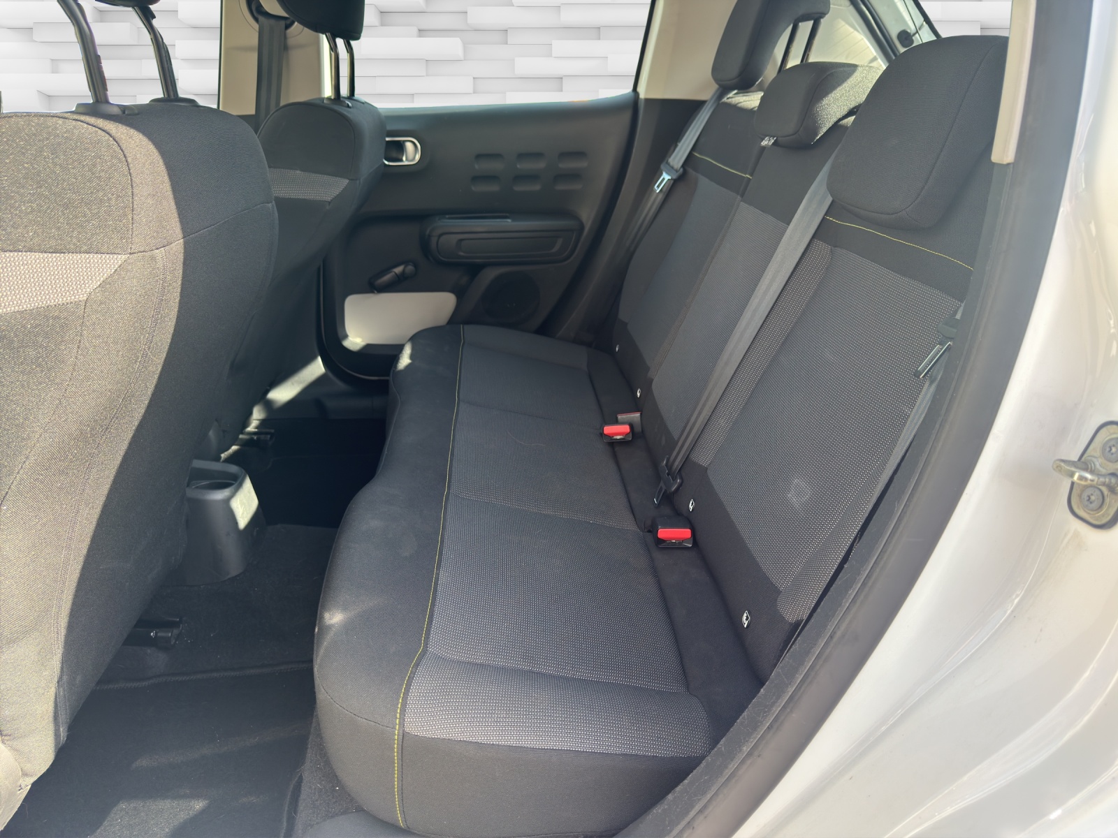 CITROEN C3 1.2i PureTech Feel-image-10