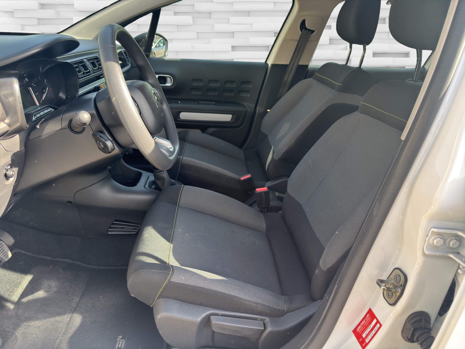 CITROEN C3 1.2i PureTech Feel-image-9