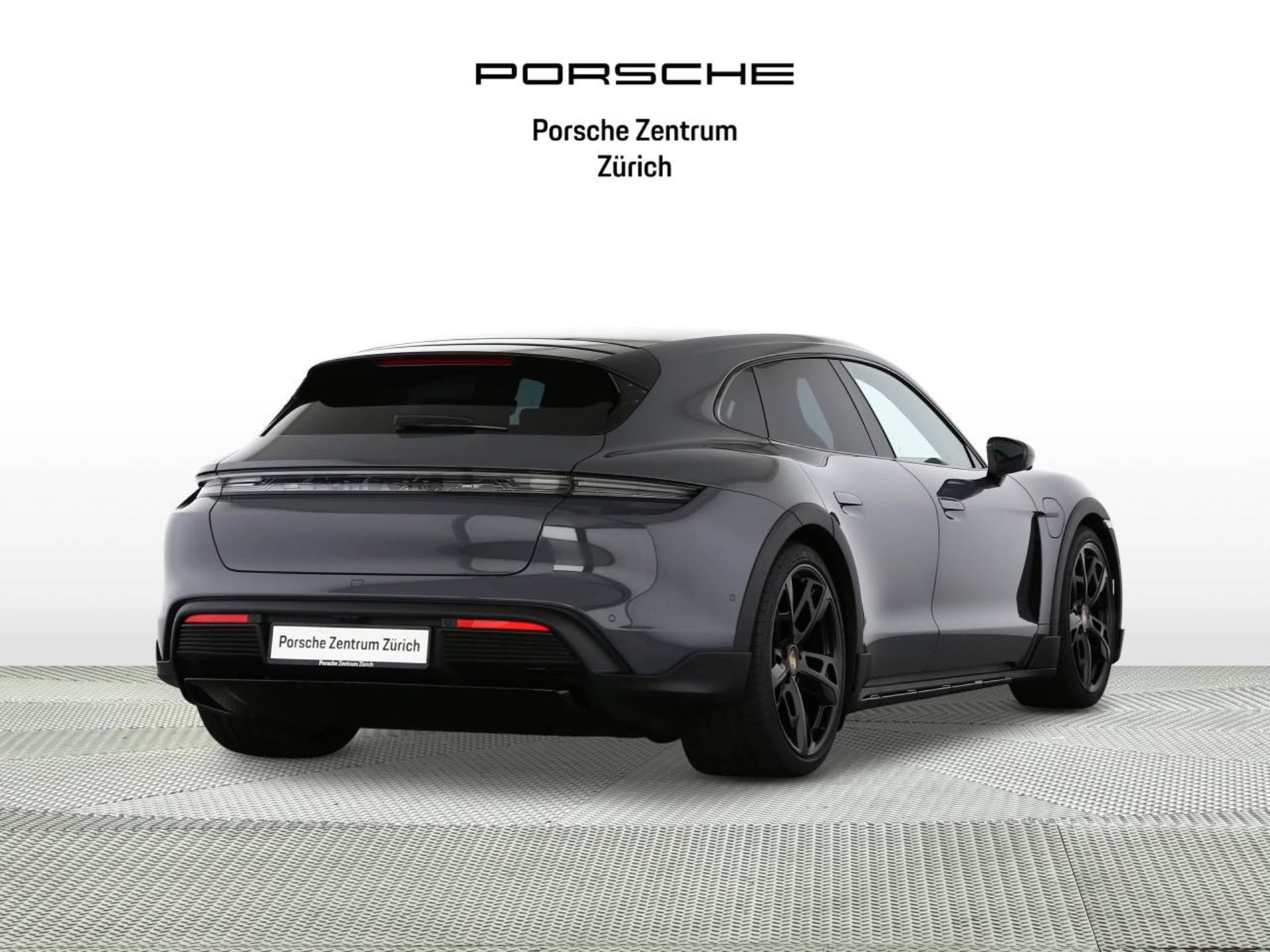 PORSCHE Taycan 4 Cross Turismo-image-2