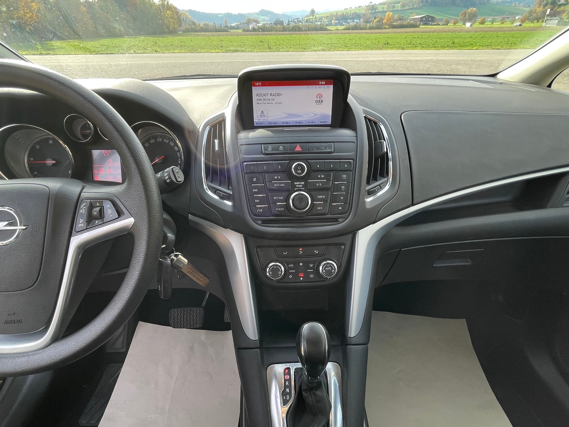 OPEL Zafira Tourer 2.0 CDTi Drive Automatic-image-11