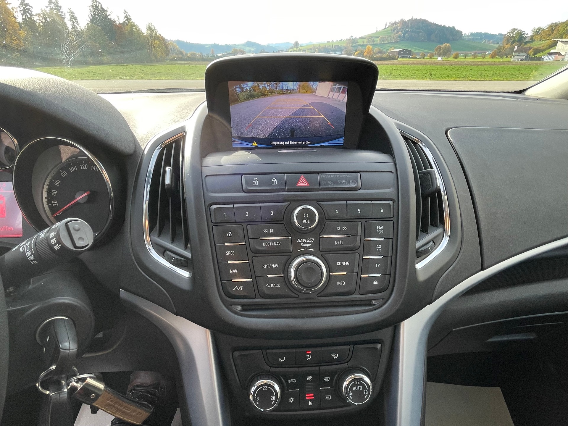 OPEL Zafira Tourer 2.0 CDTi Drive Automatic-image-13