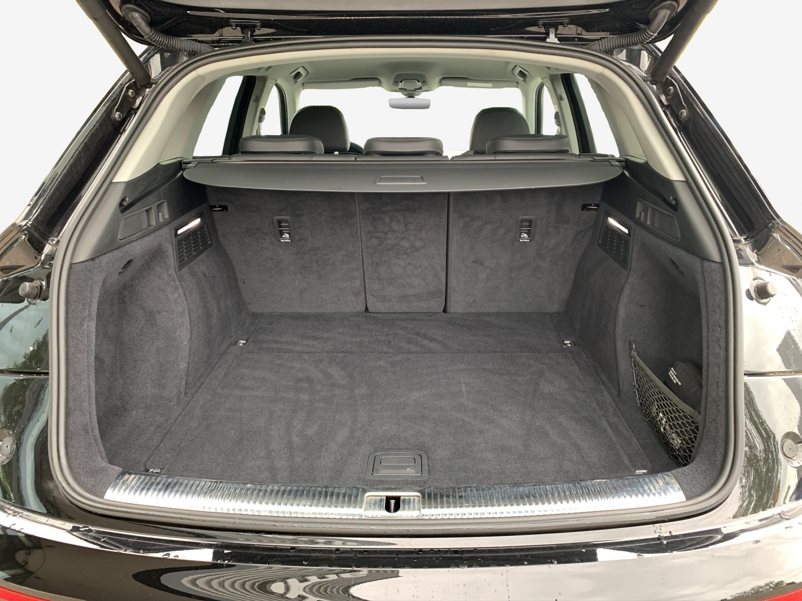 AUDI Q5 40 TDI quattro S-tronic-image-12