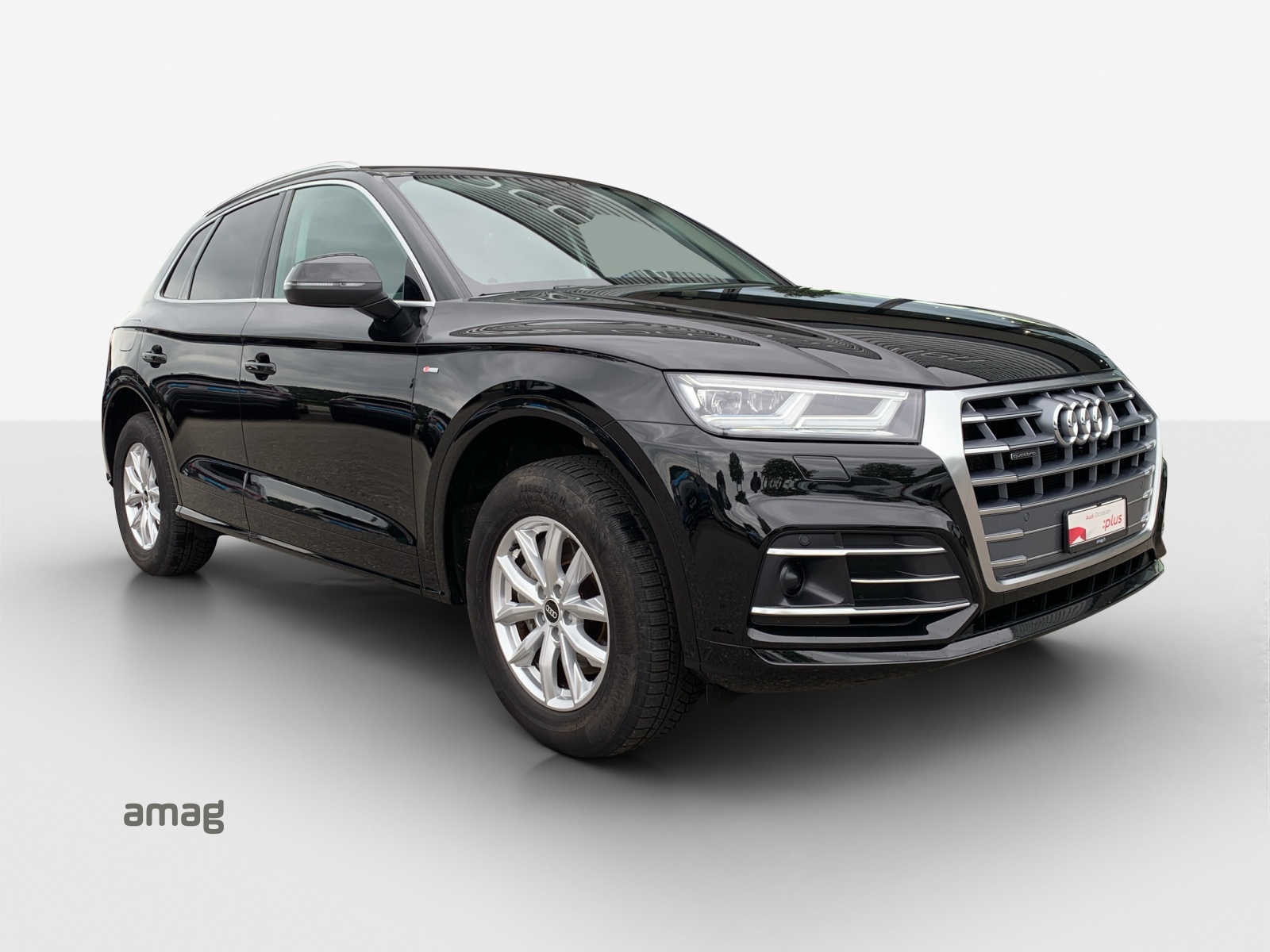 AUDI Q5 40 TDI quattro S-tronic-image-5