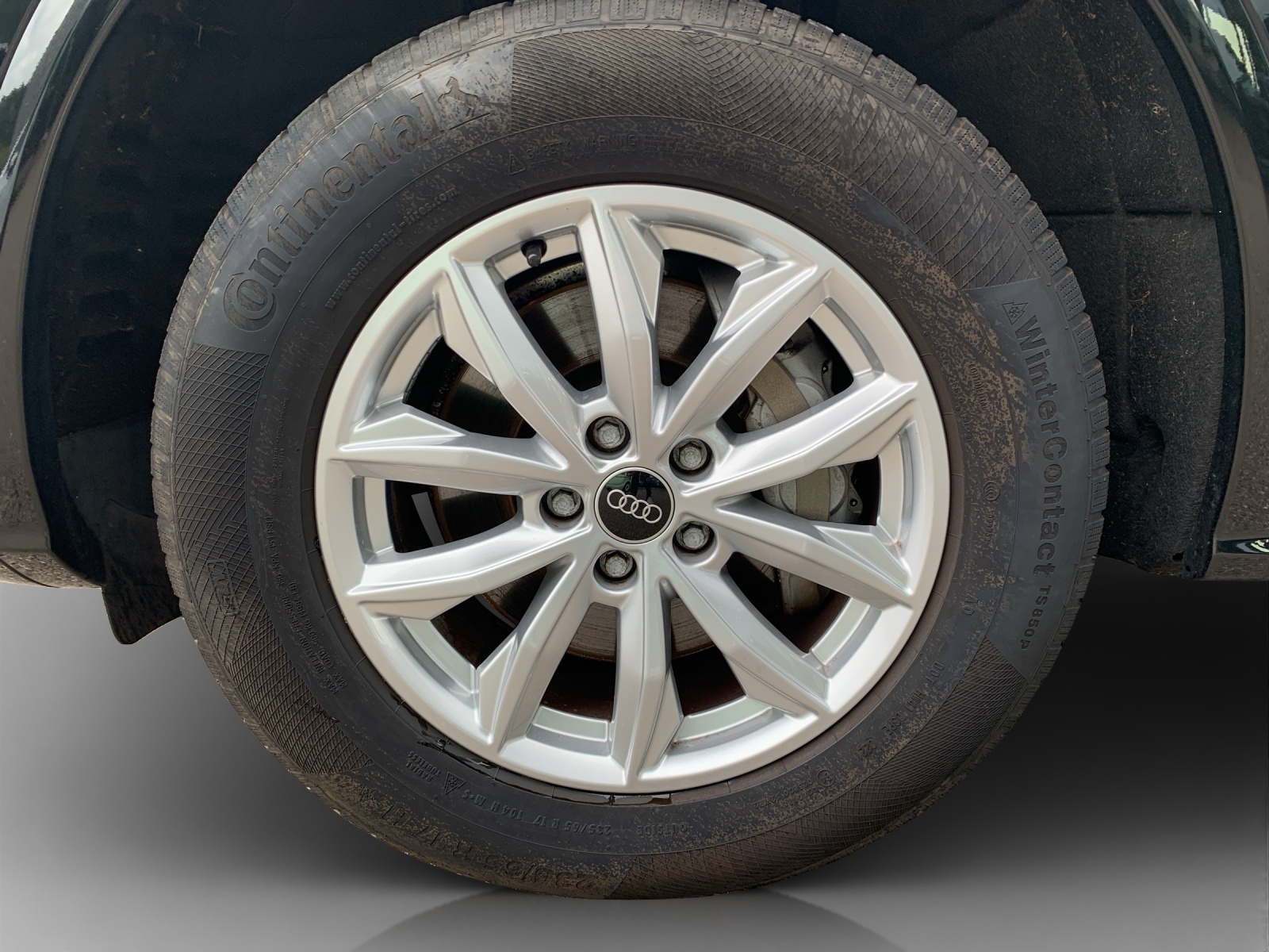 AUDI Q5 40 TDI quattro S-tronic-image-15