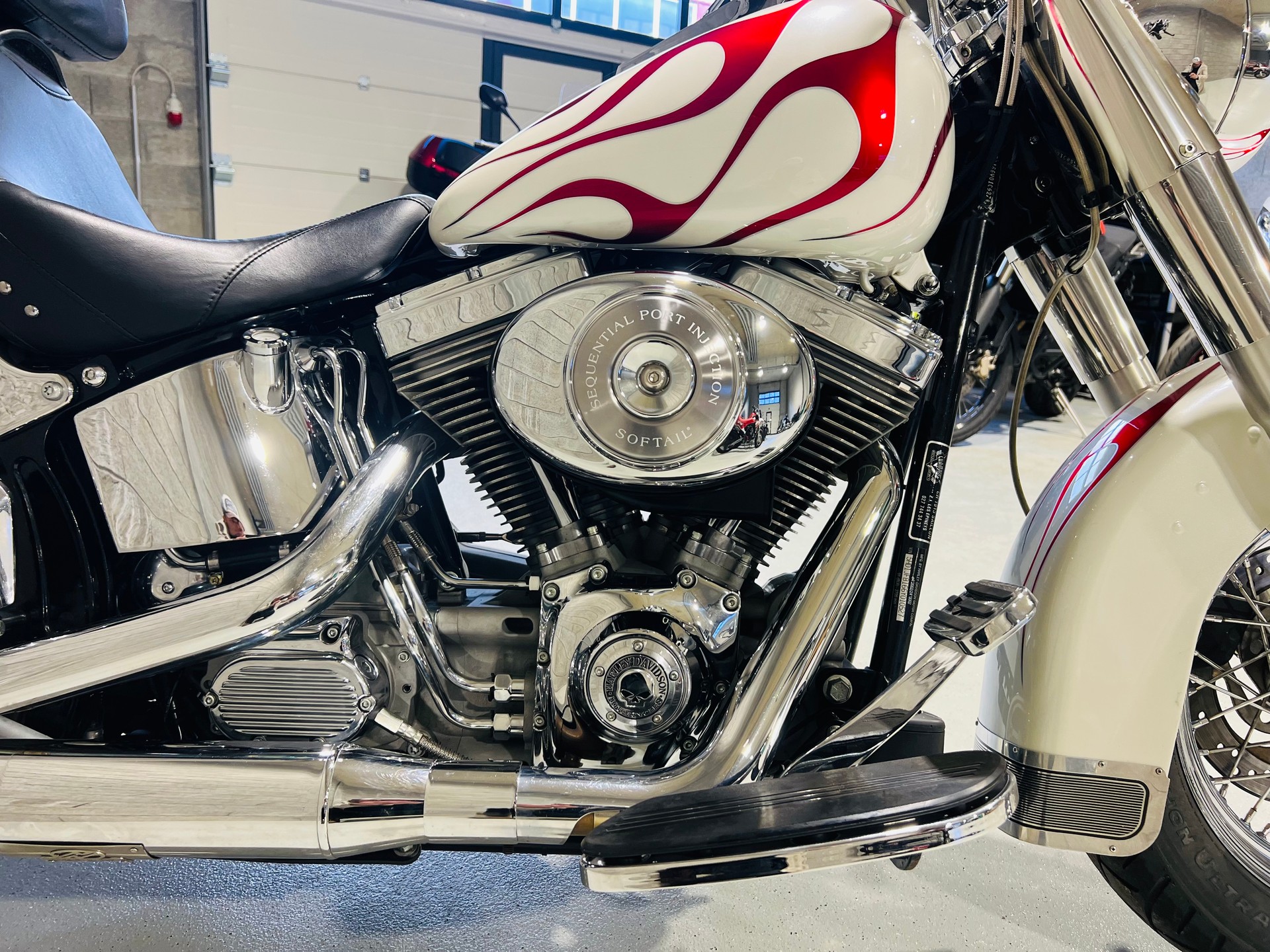 HARLEY-DAVIDSON FLSTI Softail Heritage-image-12