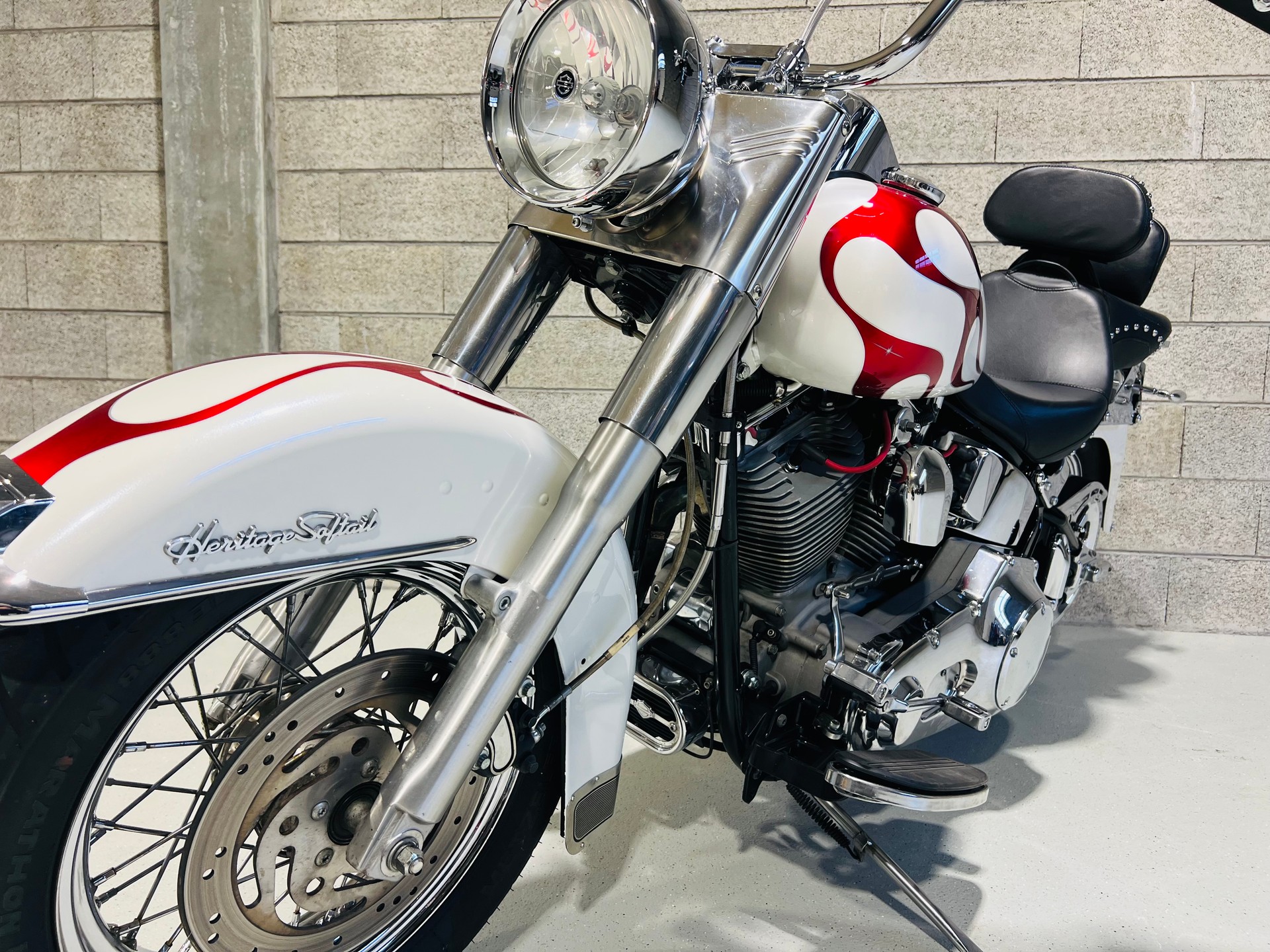 HARLEY-DAVIDSON FLSTI Softail Heritage-image-4