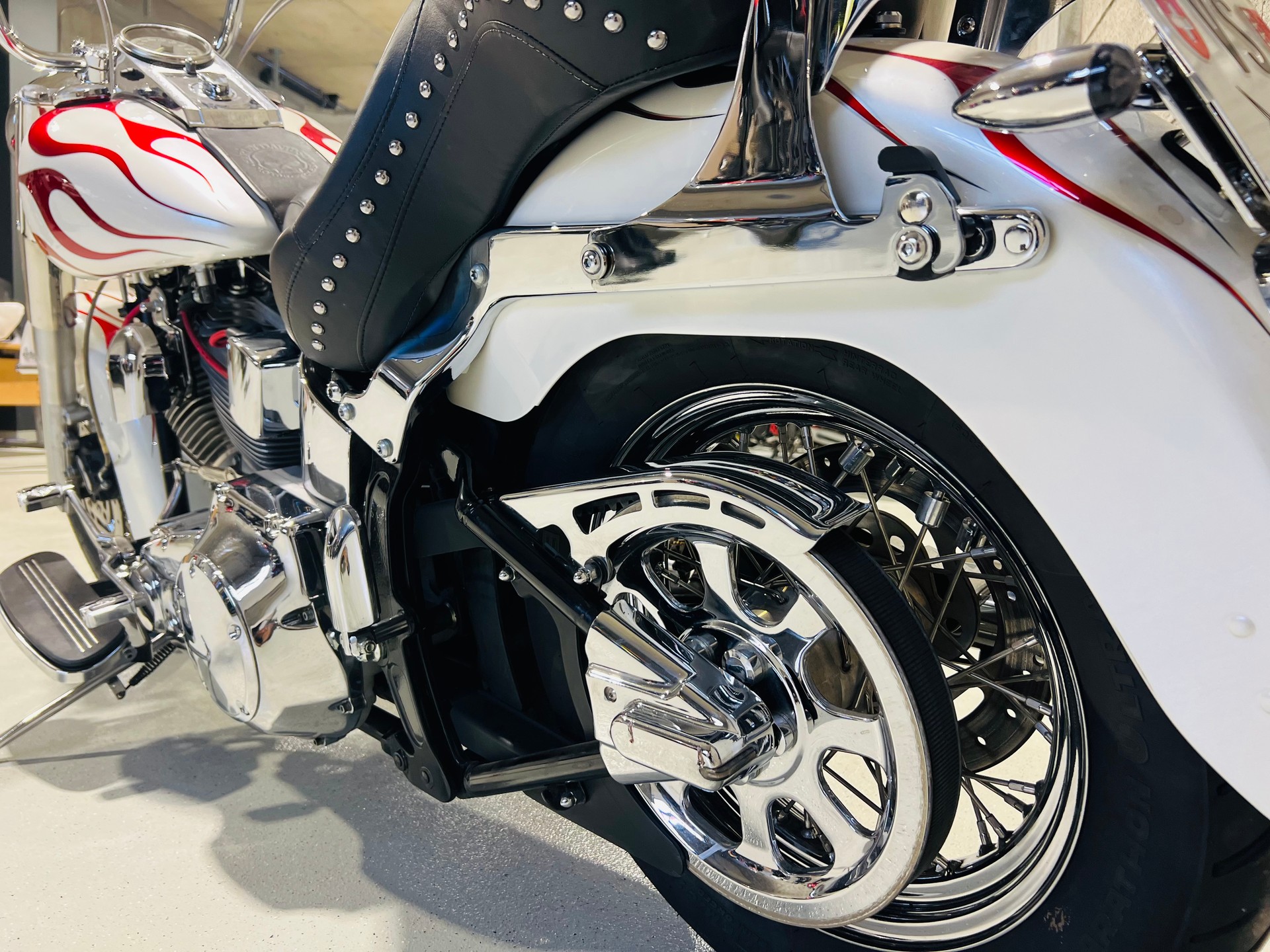 HARLEY-DAVIDSON FLSTI Softail Heritage-image-9