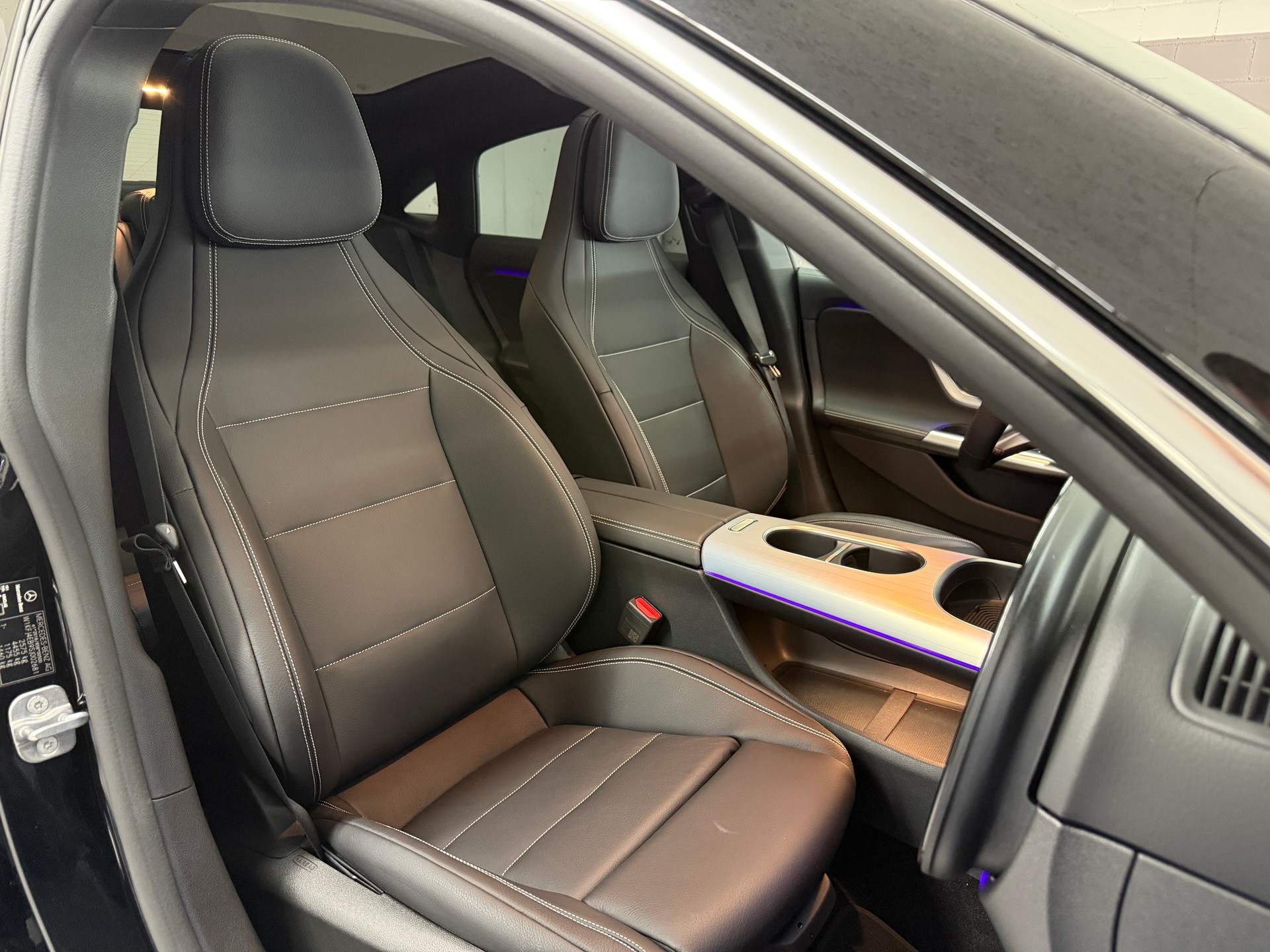 MERCEDES-BENZ CLA 350 4MATIC EQ-image-10